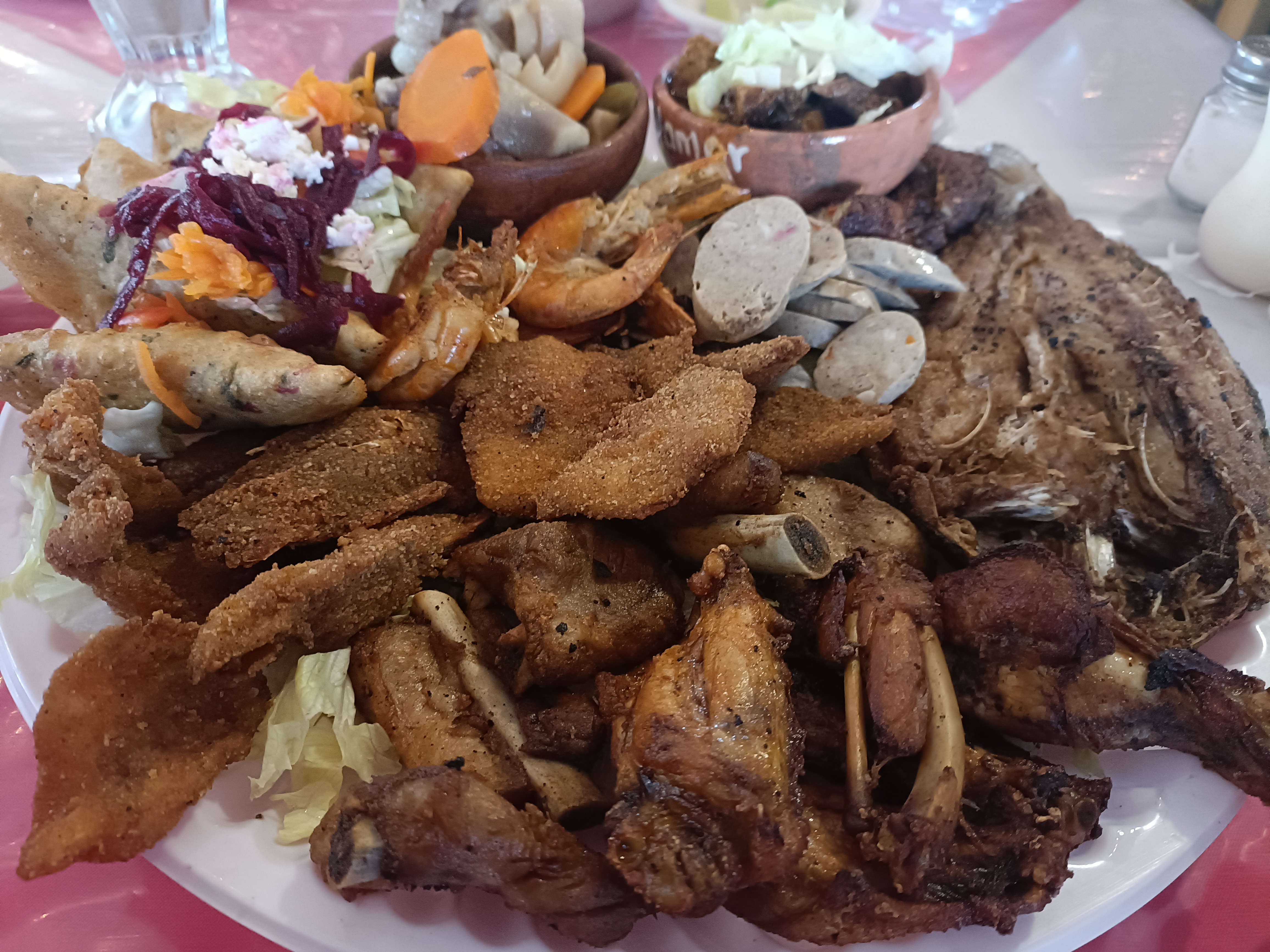 El Coyote restaurant familiar image 10