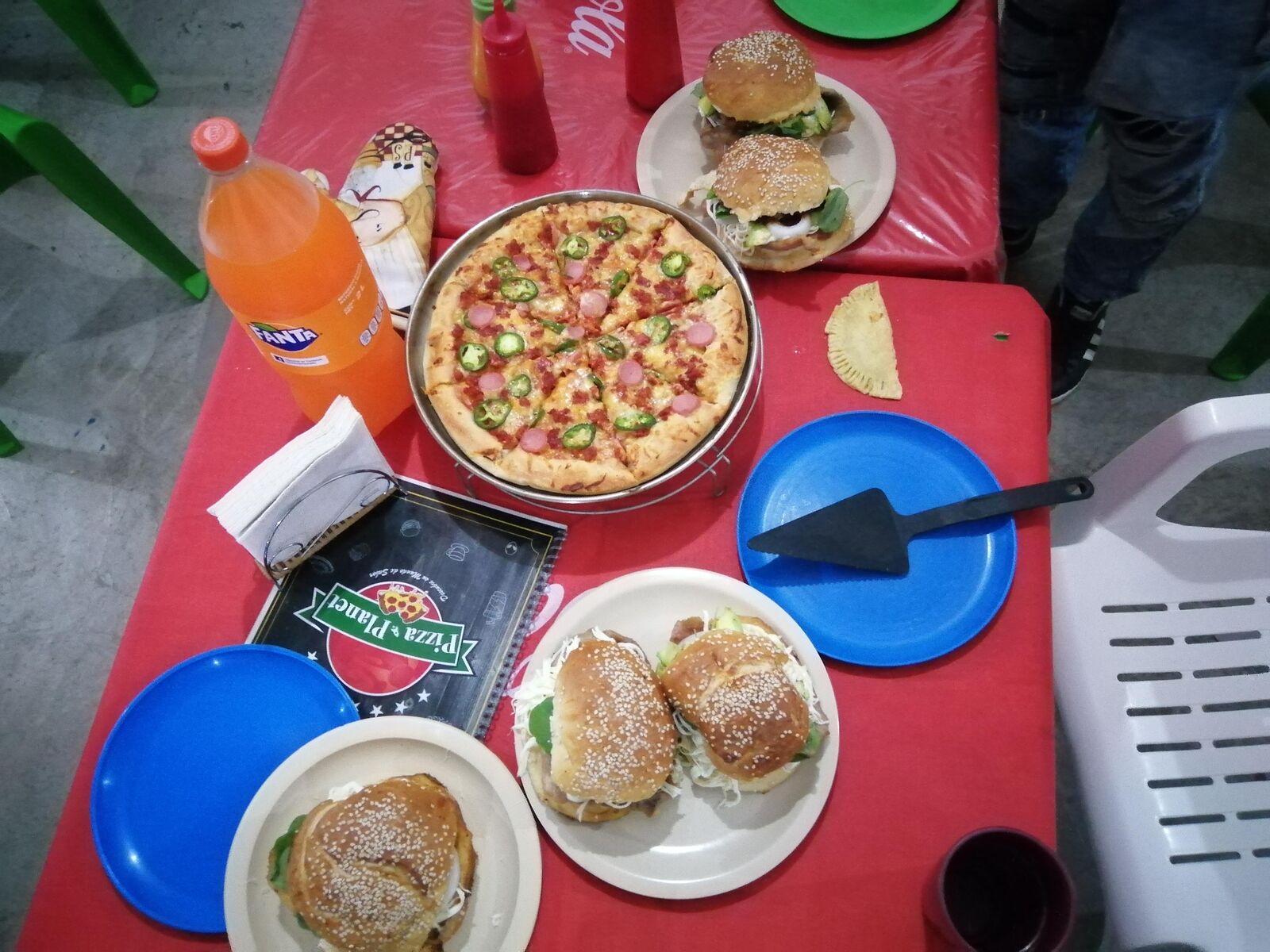 Pizza planet terrenate image 5