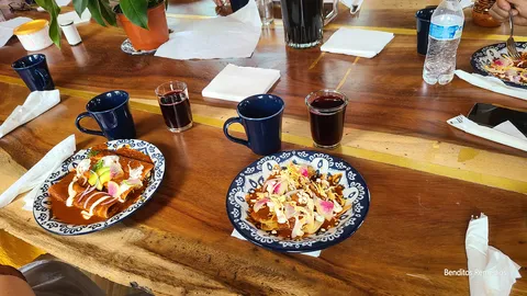 Quetzal Restaurante image 2