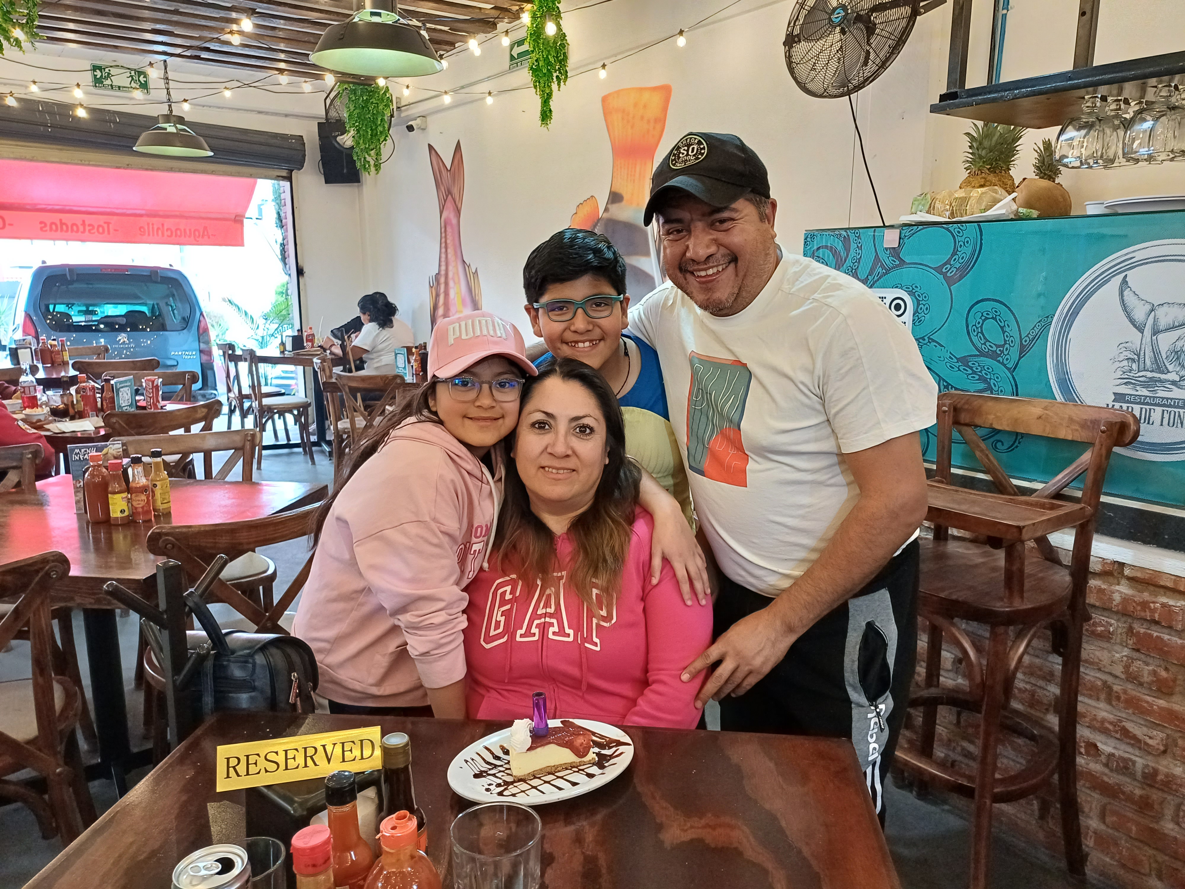 Mar de Fondo Restaurante image 7