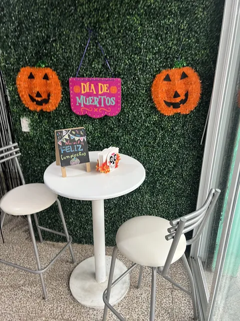 Oh lalá image 2