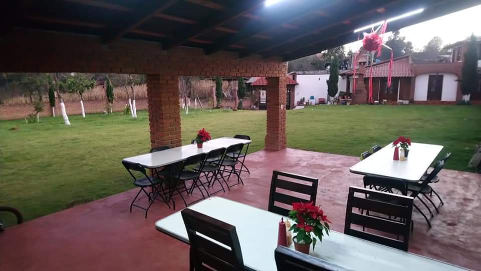 Pizzas Charlie's a la leña image 8