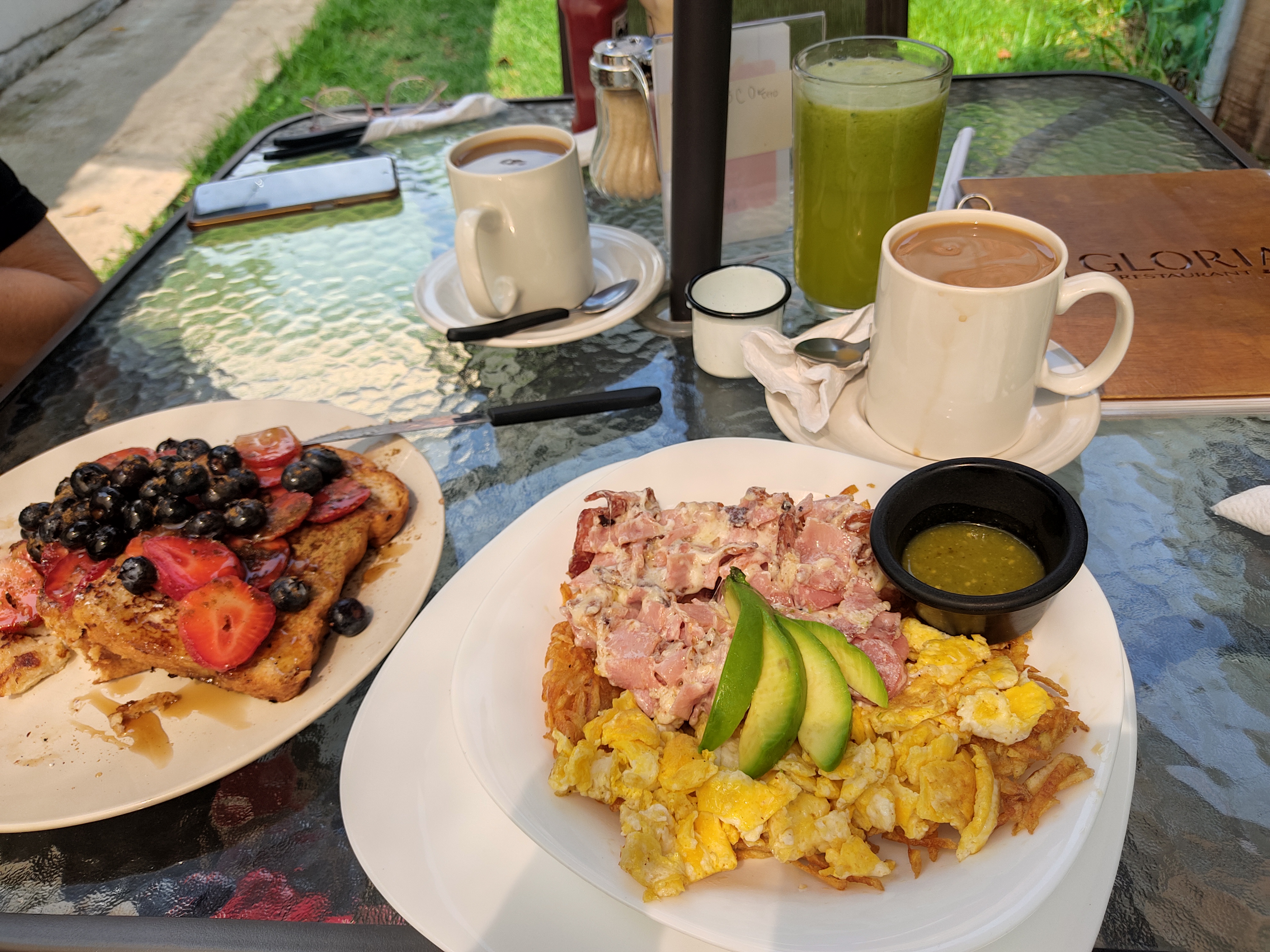 Gloria's Restaurant & Bar image 4