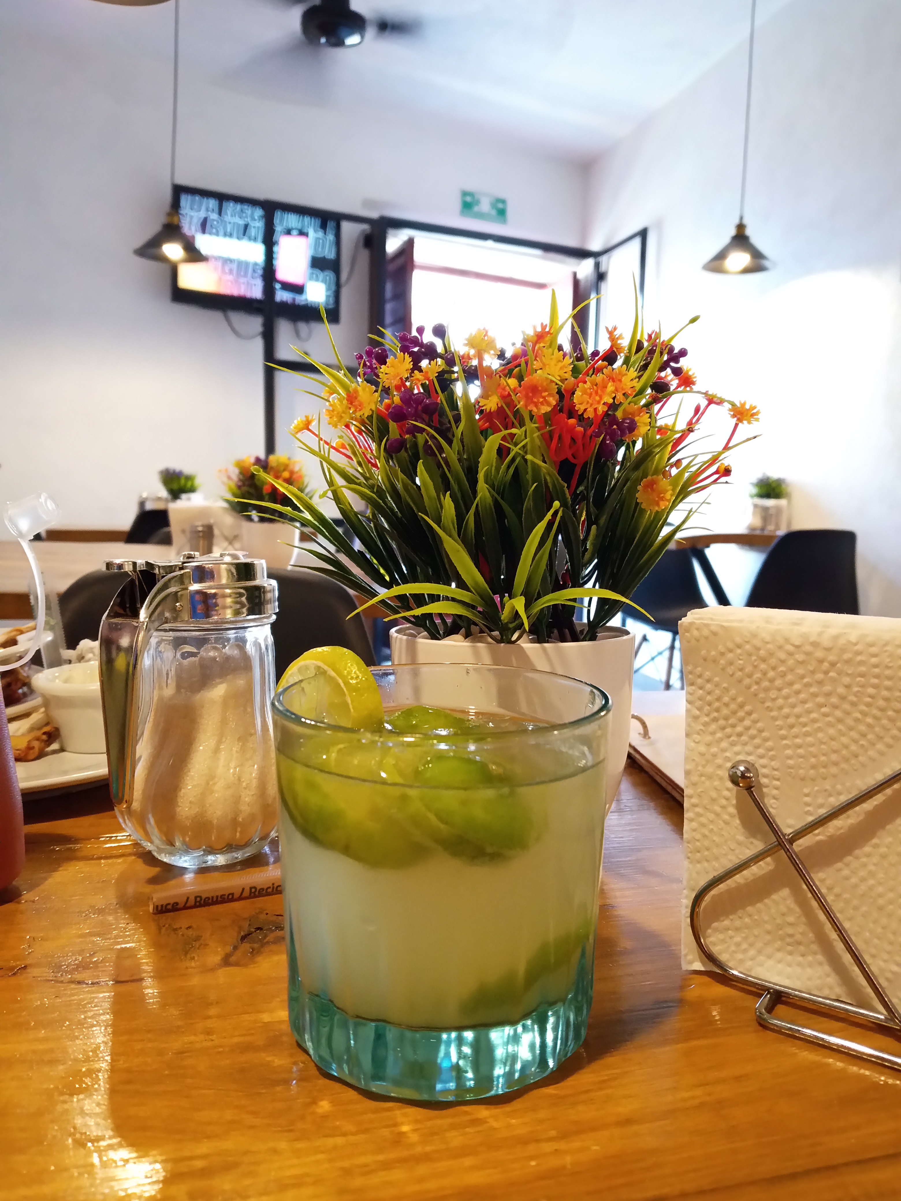 Gloria's Restaurant & Bar image 7