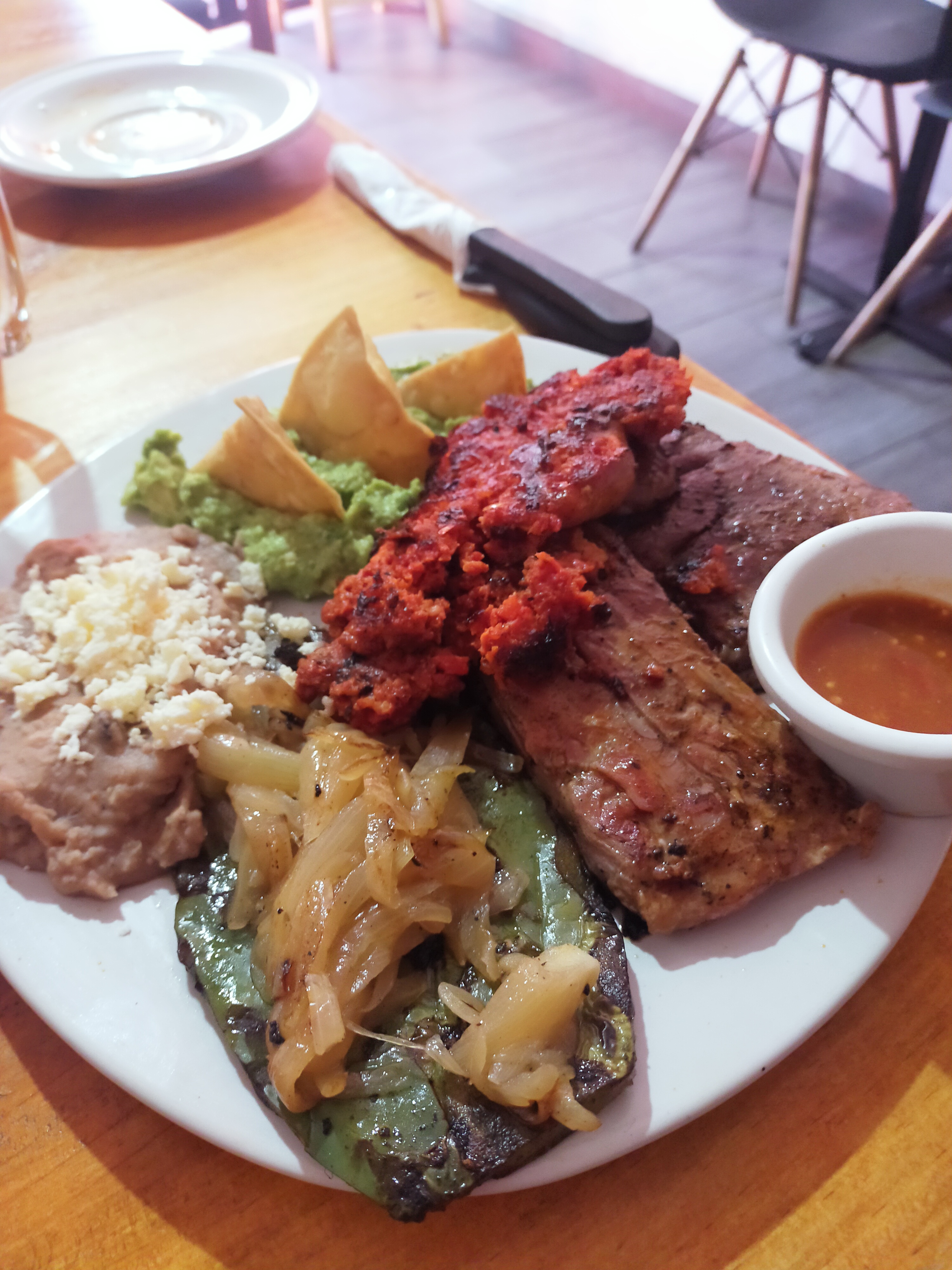 Gloria's Restaurant & Bar image 8