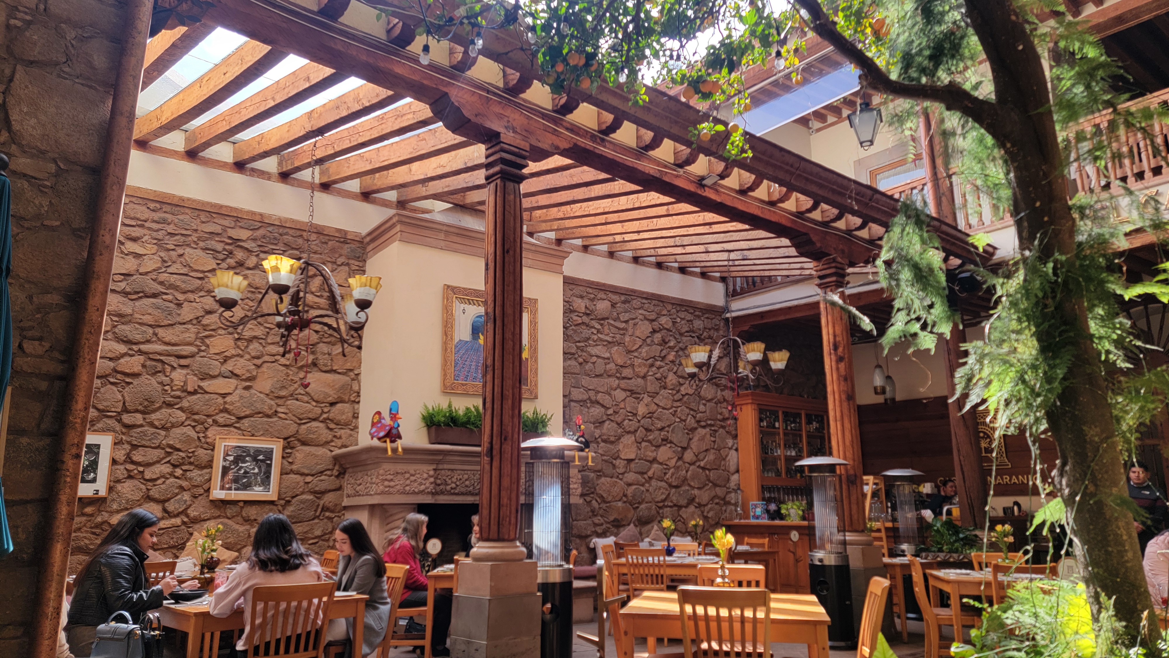 Casa del Naranjo image 5