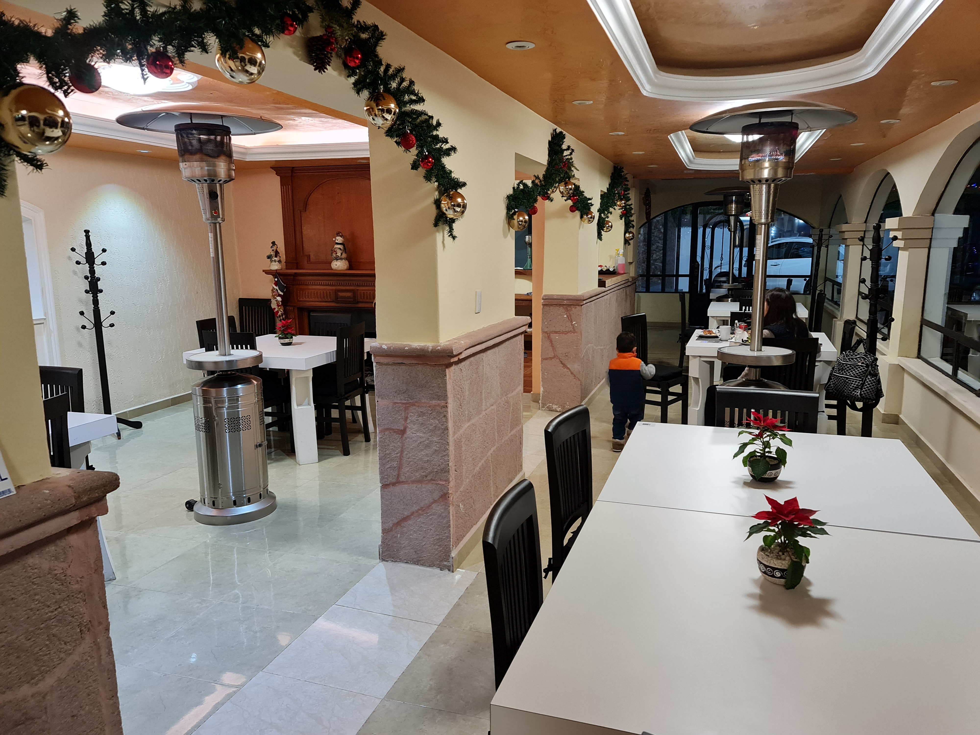 Restaurante "El Castillo" image 7