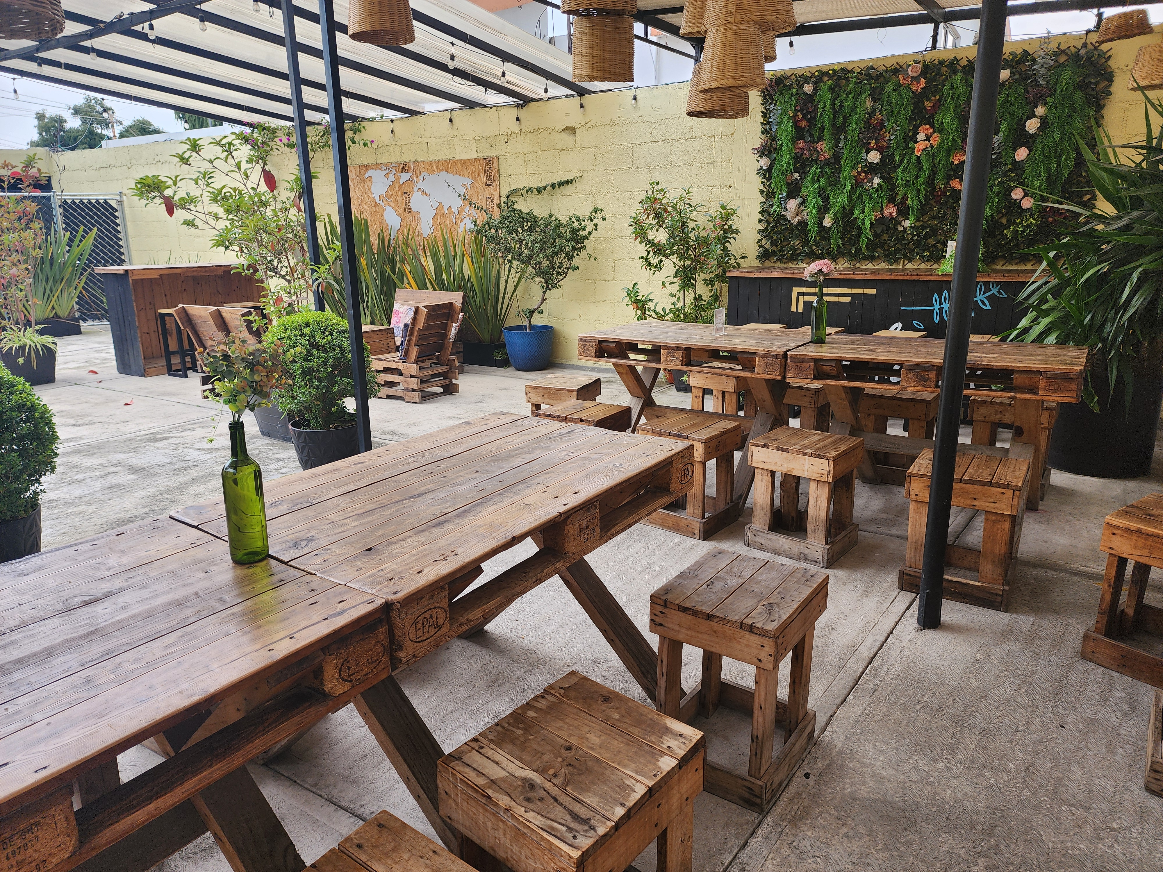 Lya Restaurante image 1