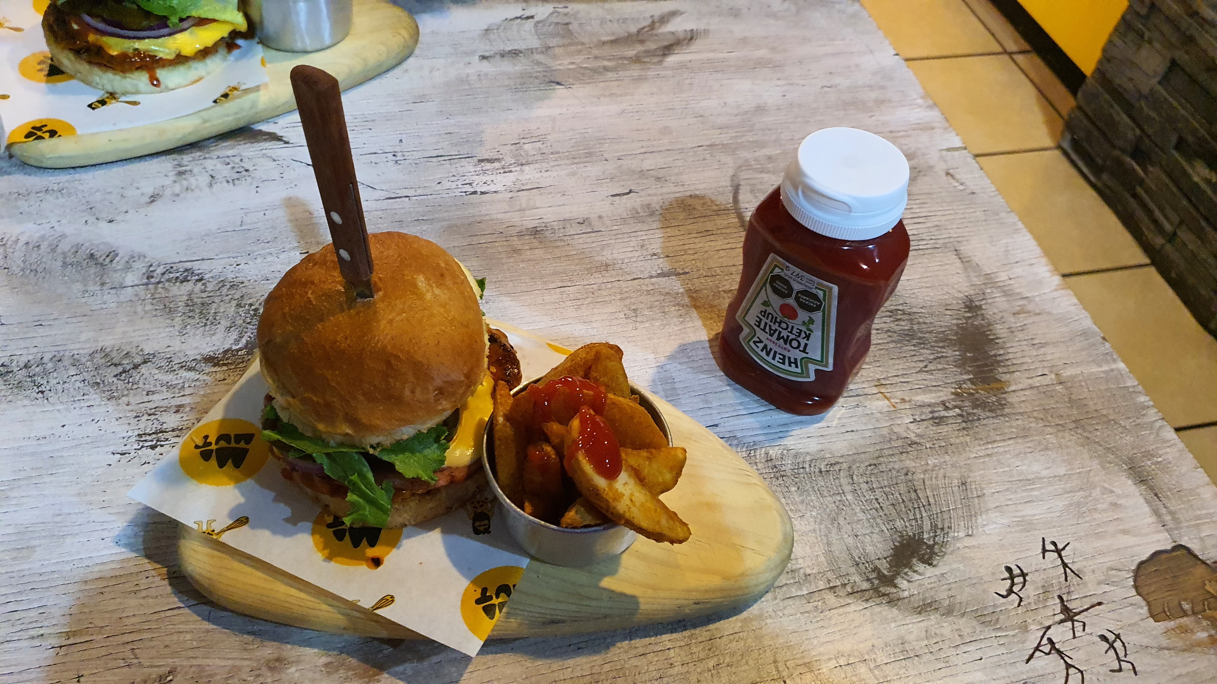 MAMUT BURGER image 5