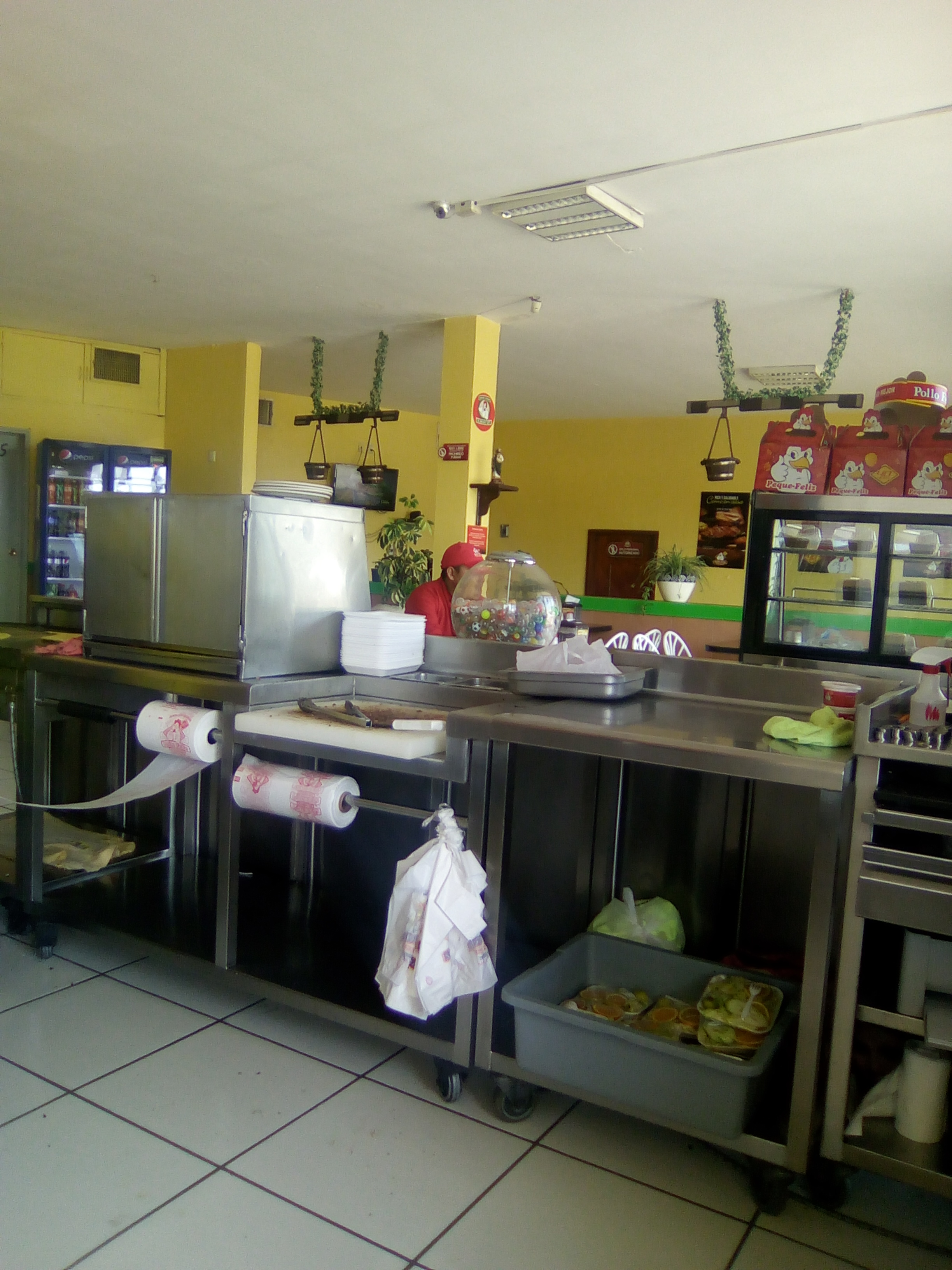 Restaurante Pollo Feliz La Piedad image 3