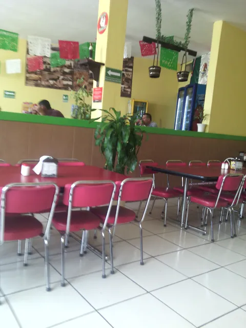 Restaurante Pollo Feliz La Piedad image 5