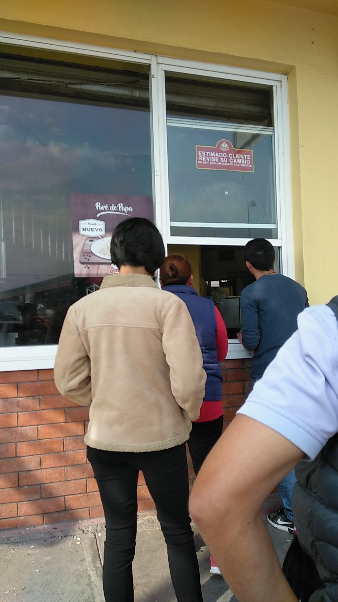 Restaurante Pollo Feliz La Piedad image 9