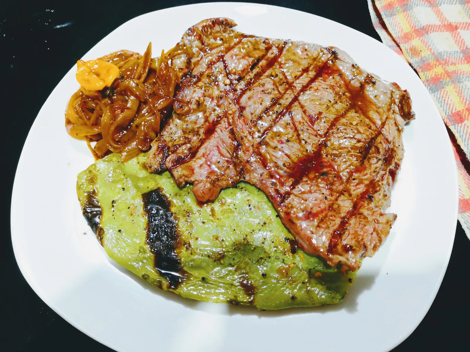 La Esquinita Grill Restaurante image 2