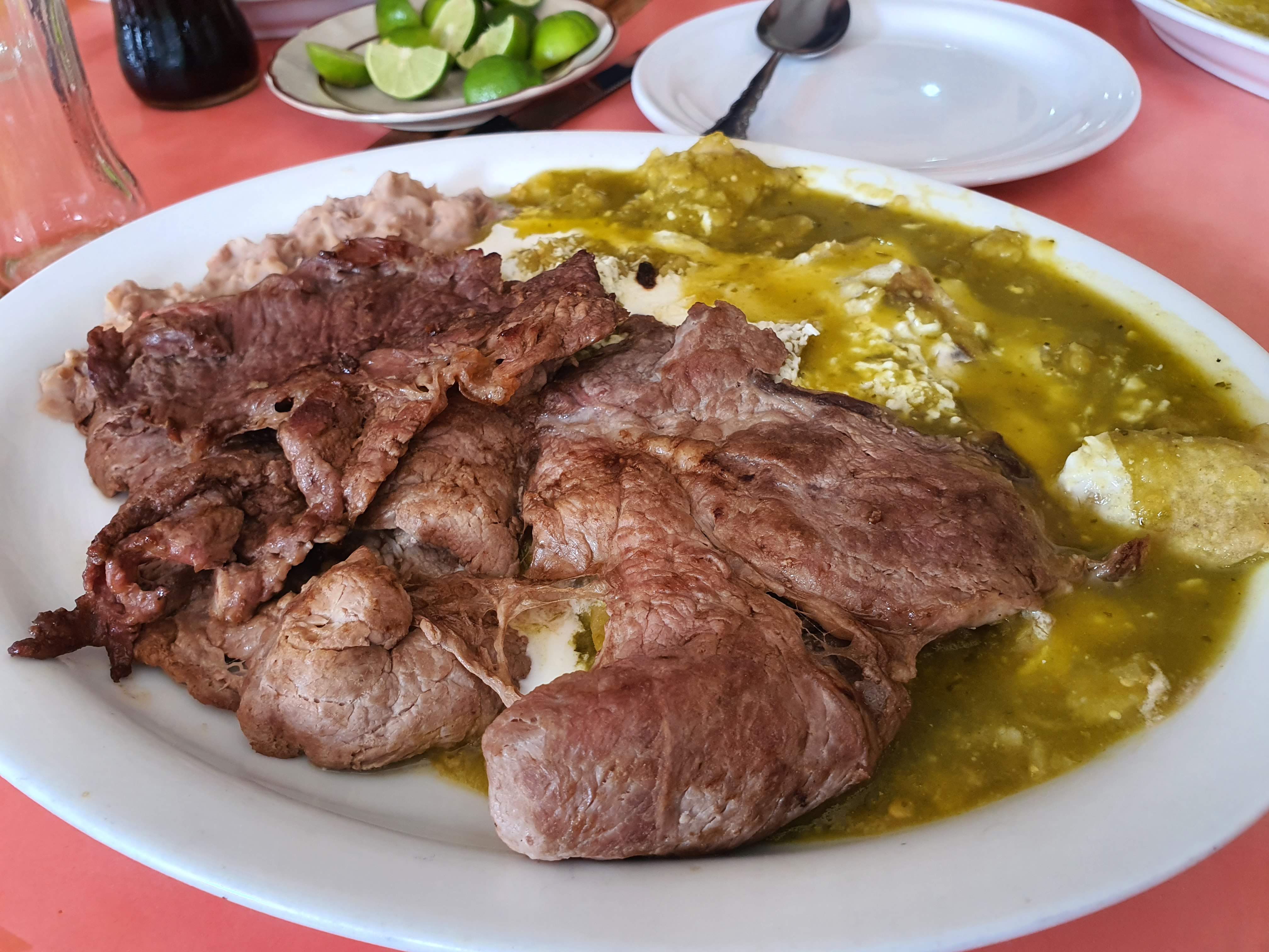 Carnitas El Camionero image 2