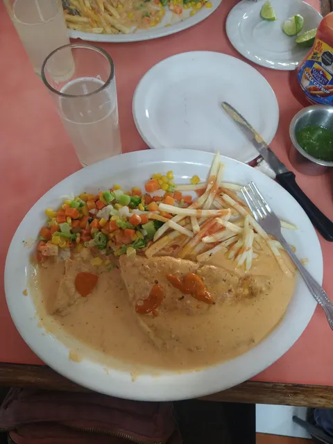 Carnitas El Camionero image 8