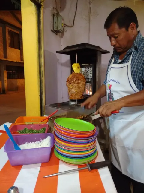 Tacos Al Pastor El Vicki image 5