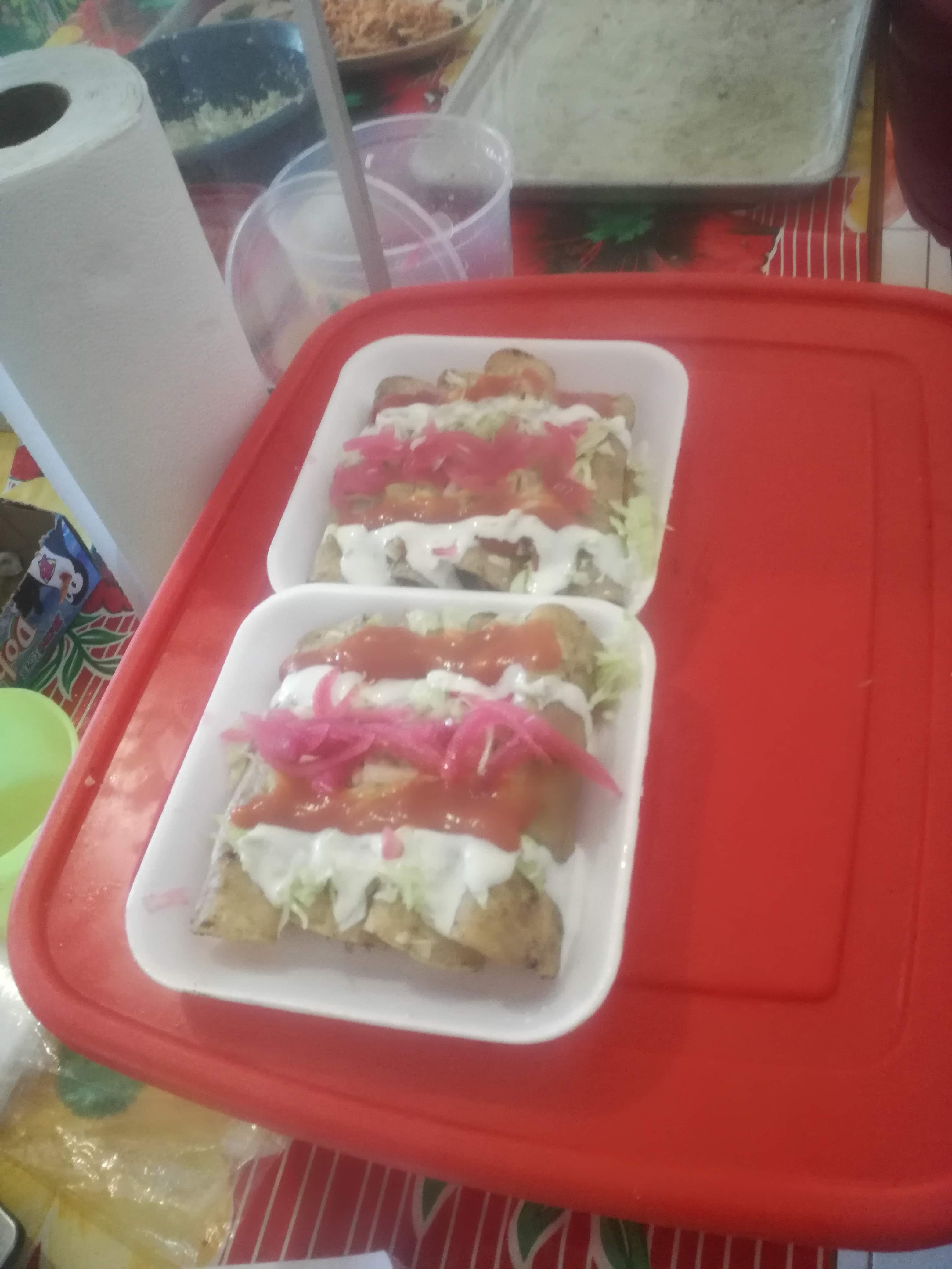 La Tipikaleña. Loncheria image 3