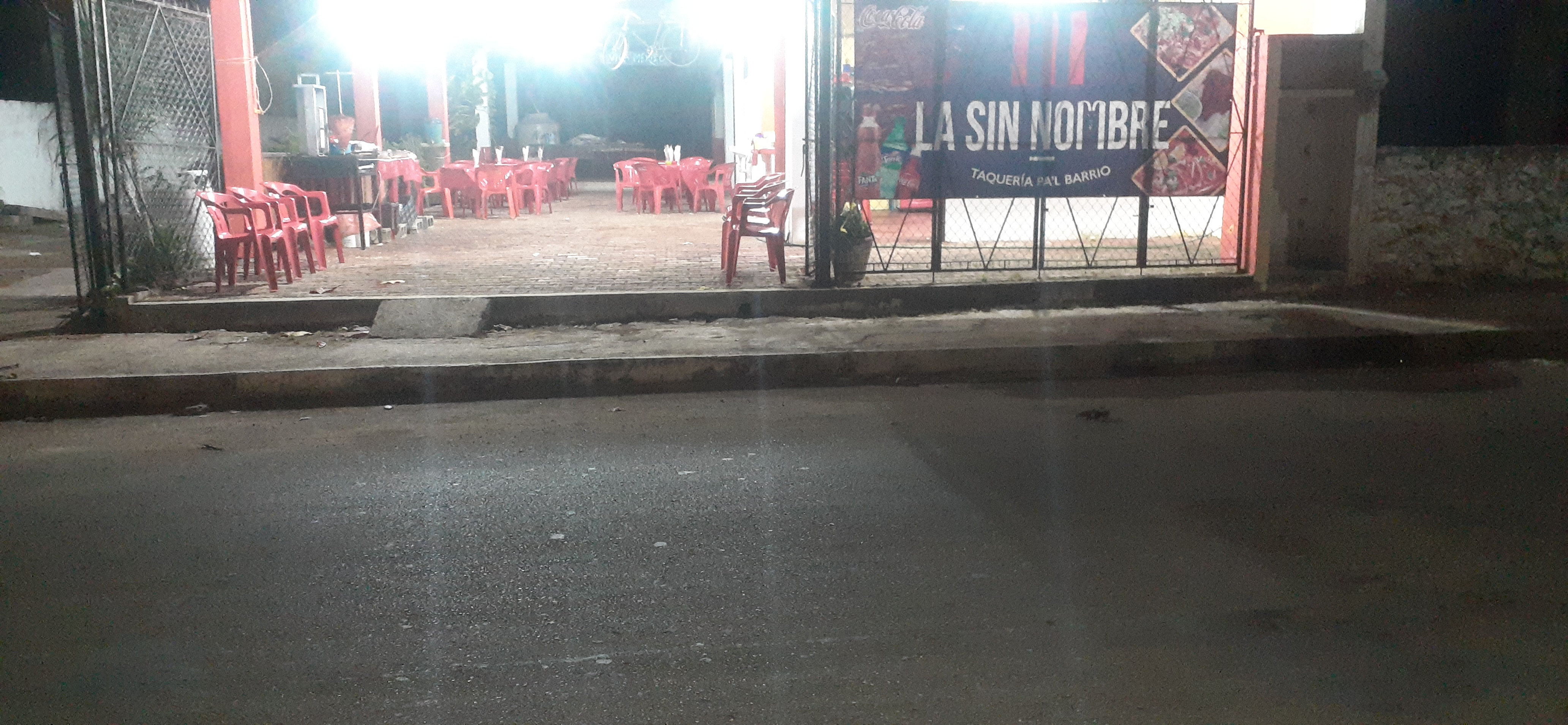 LA SIN NOMBRE TAQUERIA PA'L BARRIO image 2