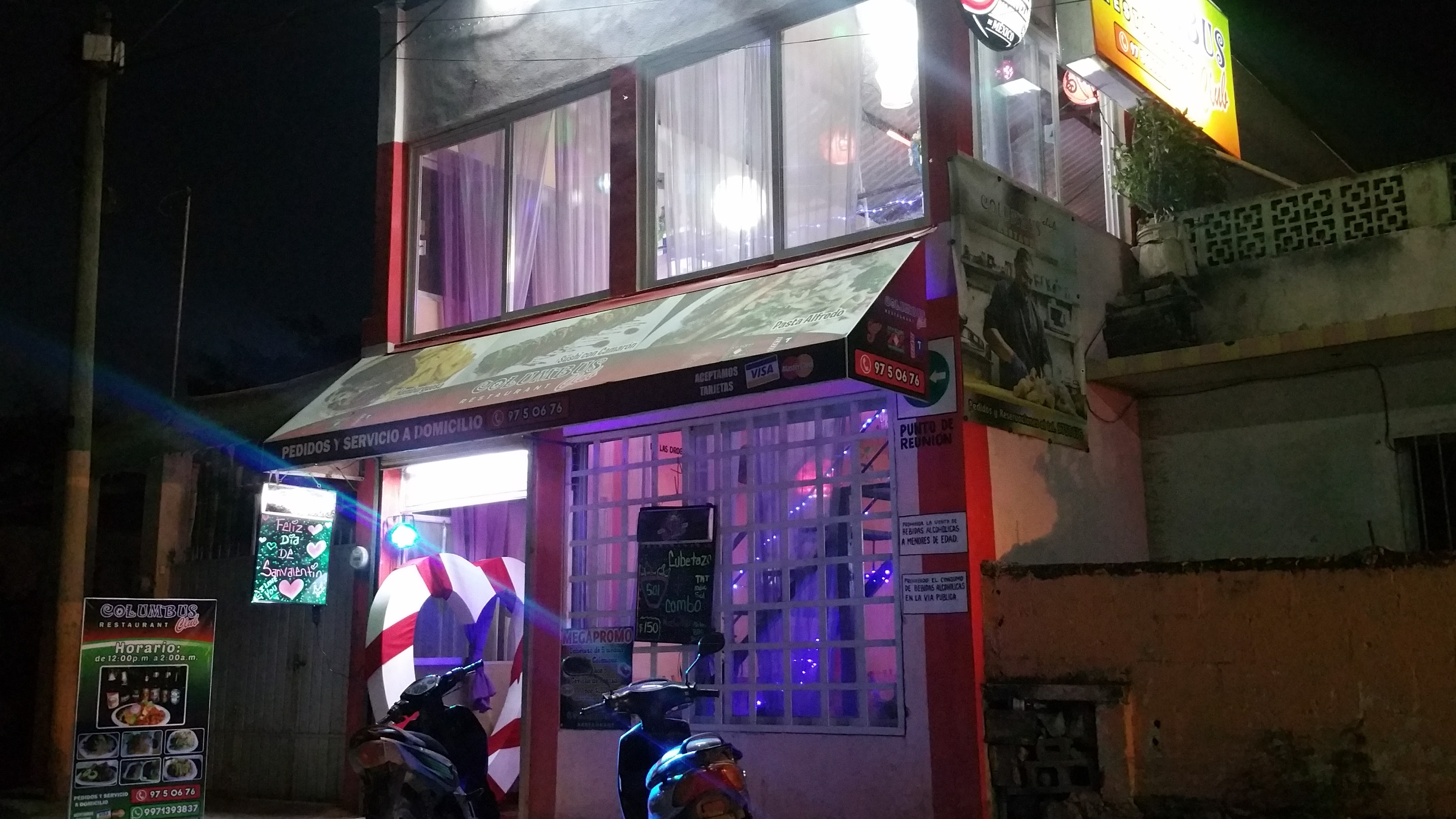 Columbus Club Restaurant image 8