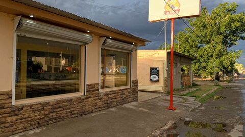 Los Grillos image 3