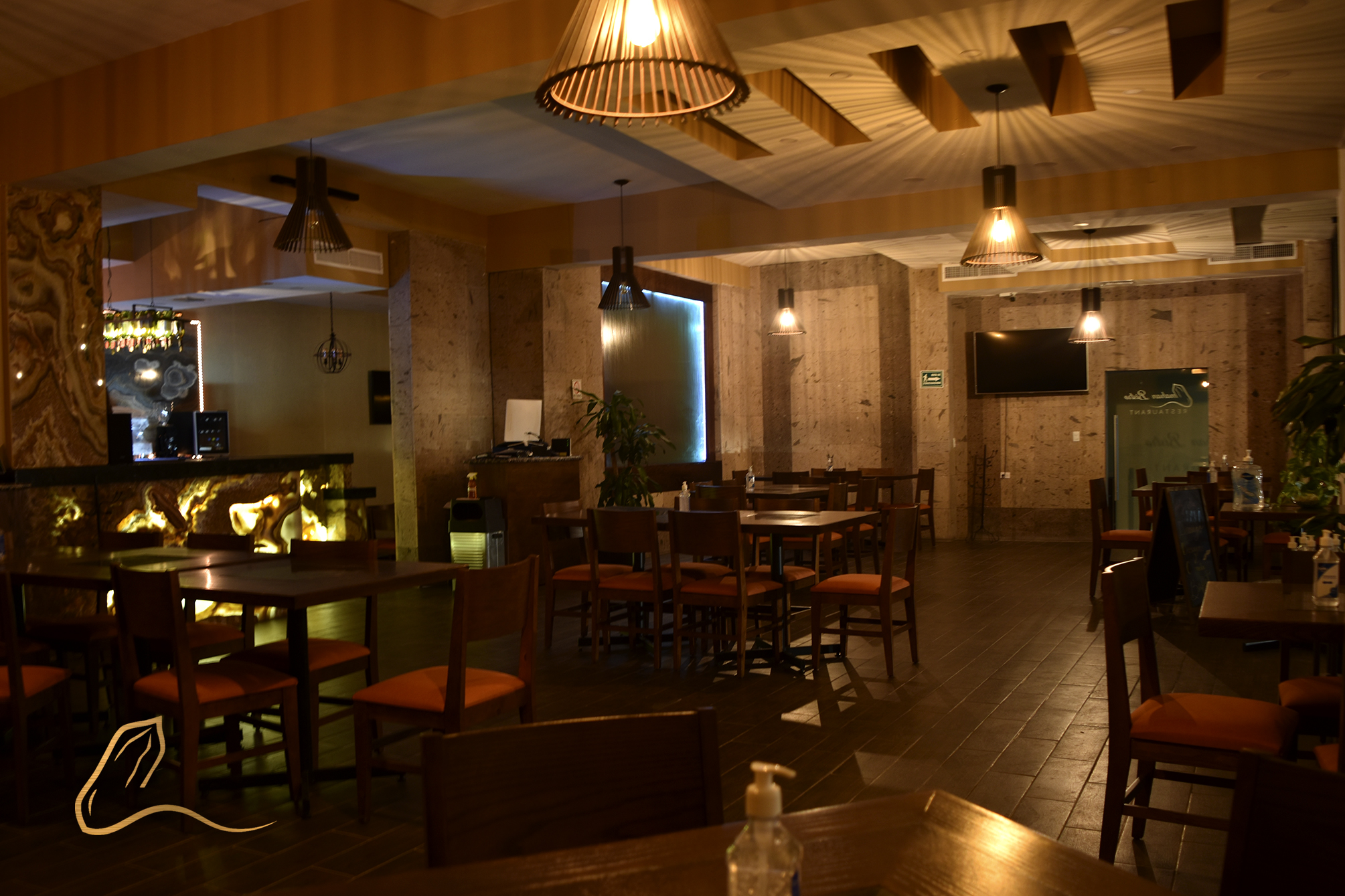 Mahan Bistro image 1