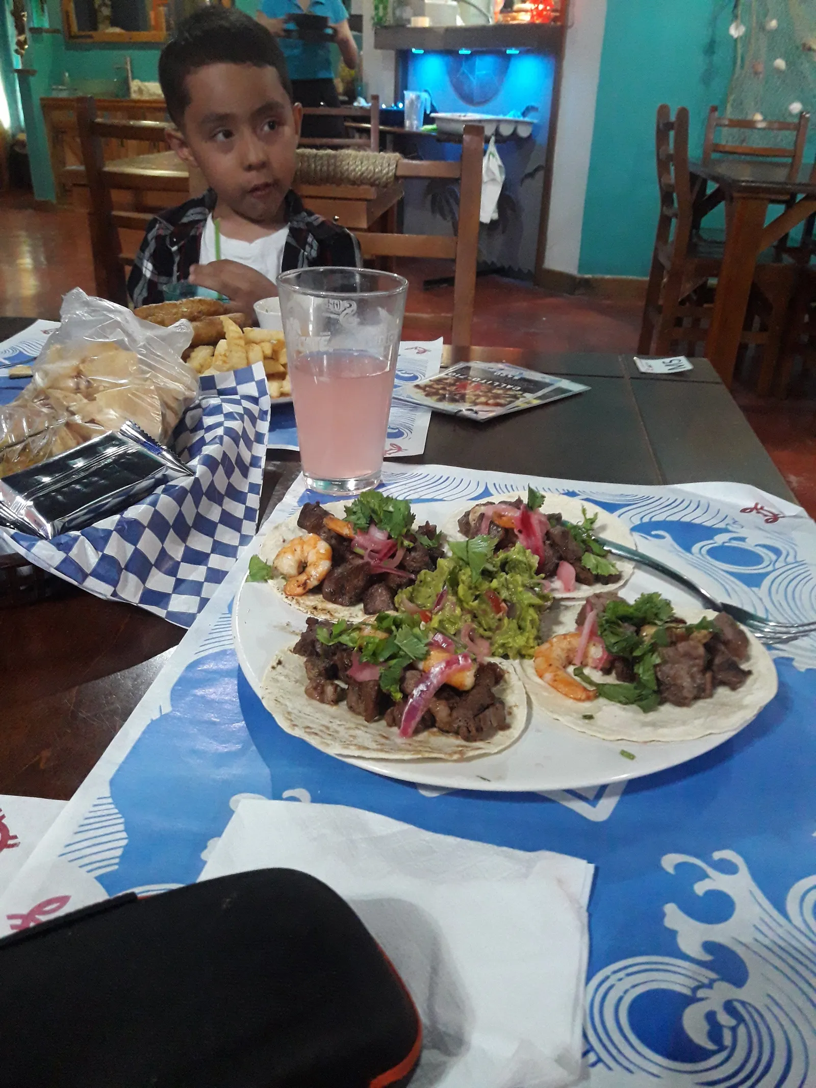 Mariscos California image 9