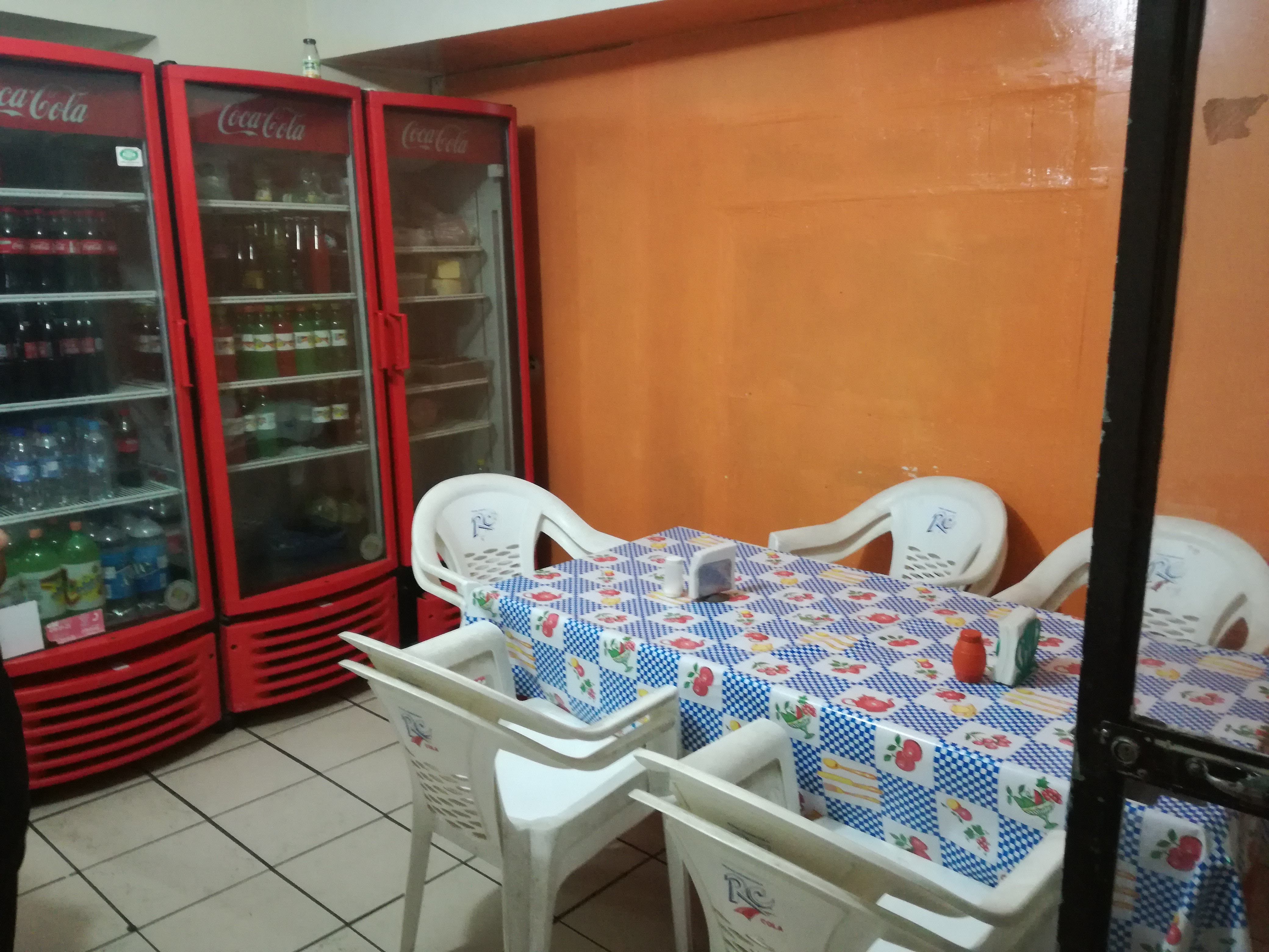 Loncheria "El Cocol" image 3