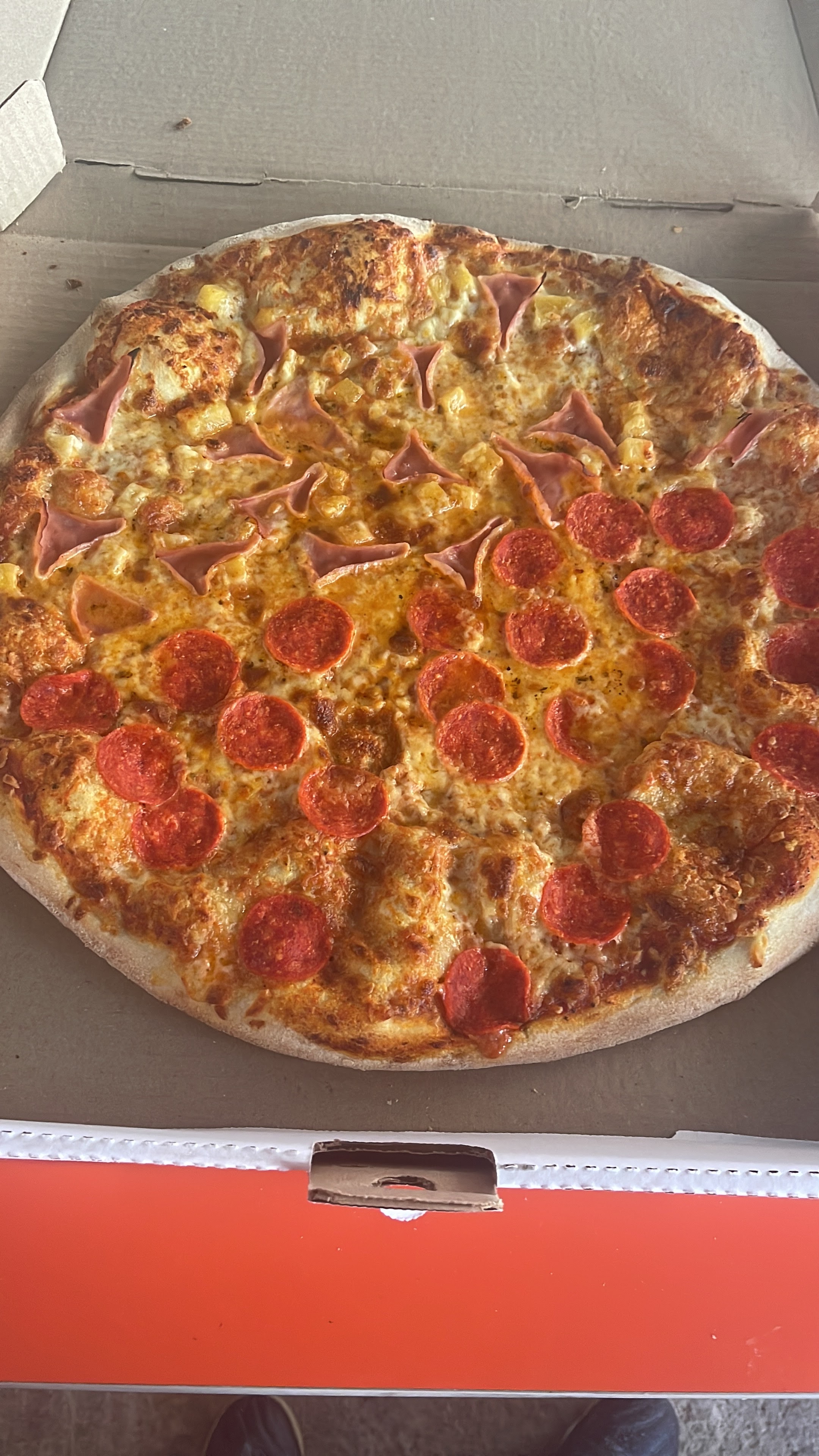 Pizzas la gallera image 9