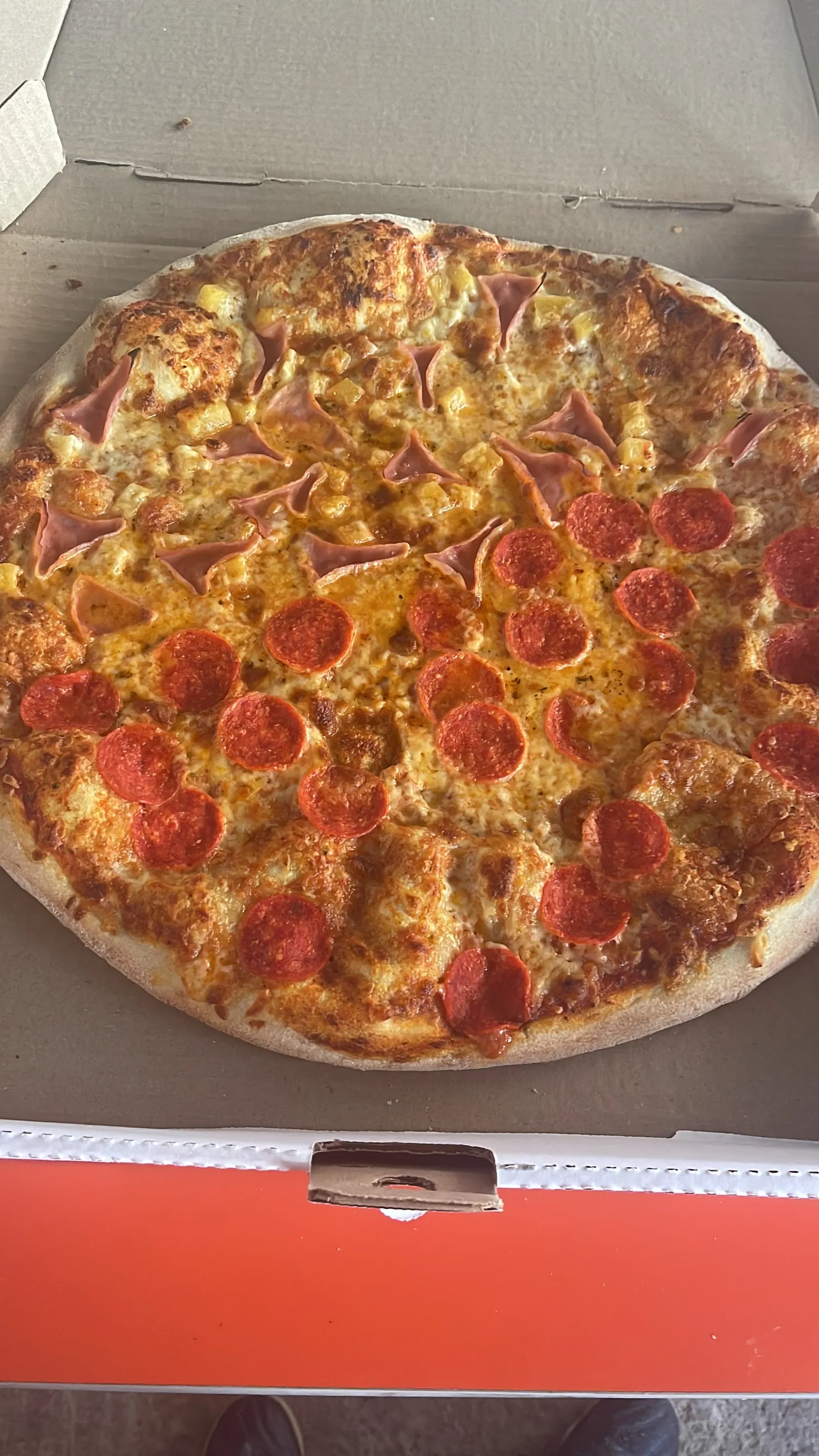 Pizzas la gallera image 9