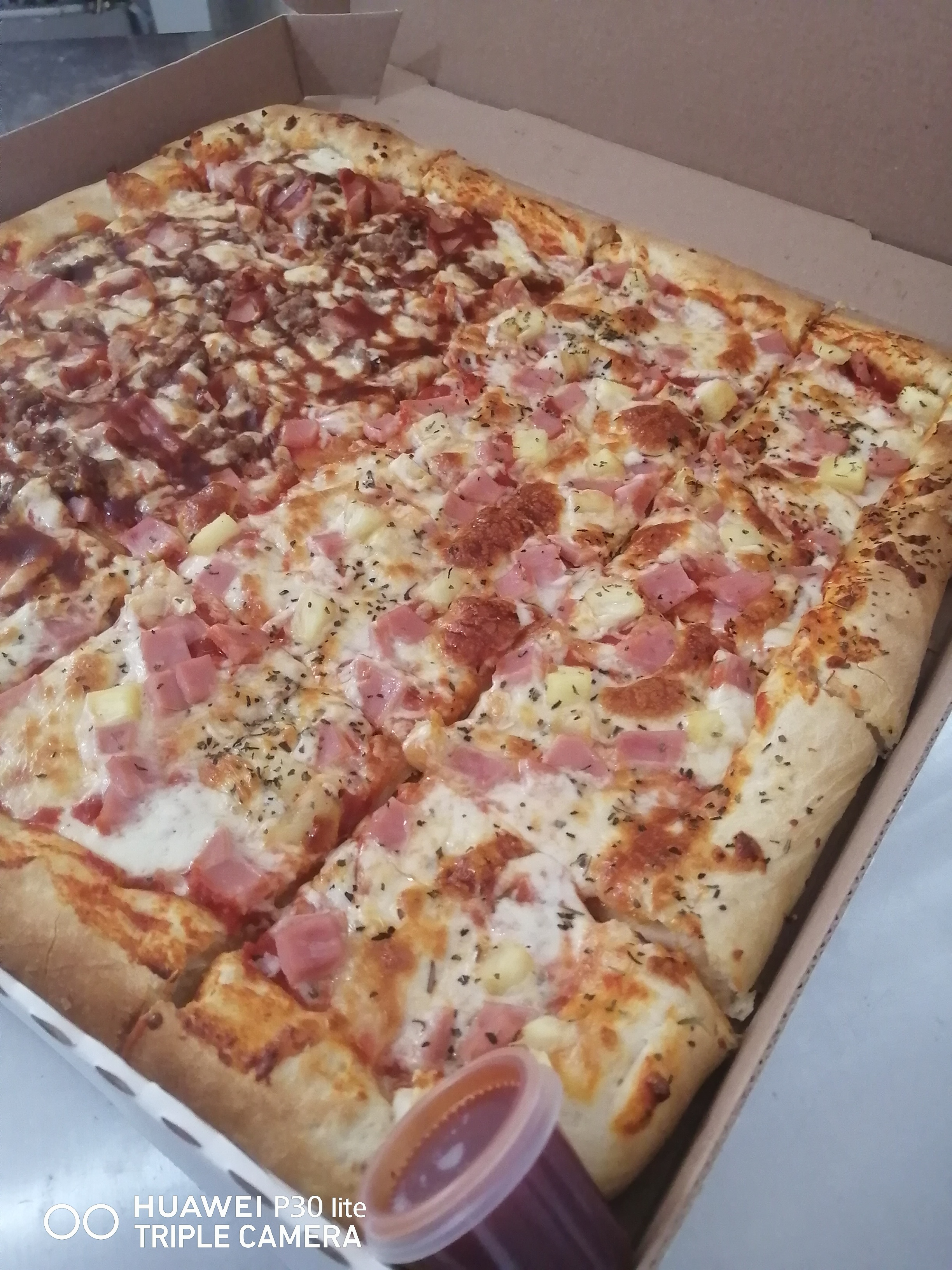 Cheche's pizza image 7