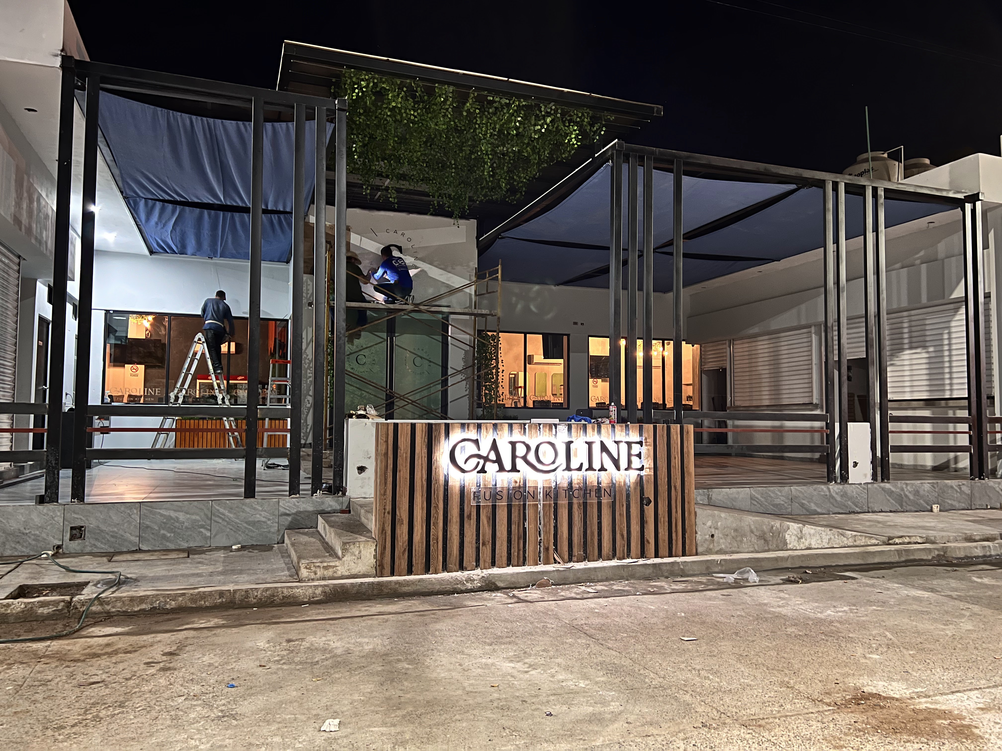 Caroline fusion kitchen image 1