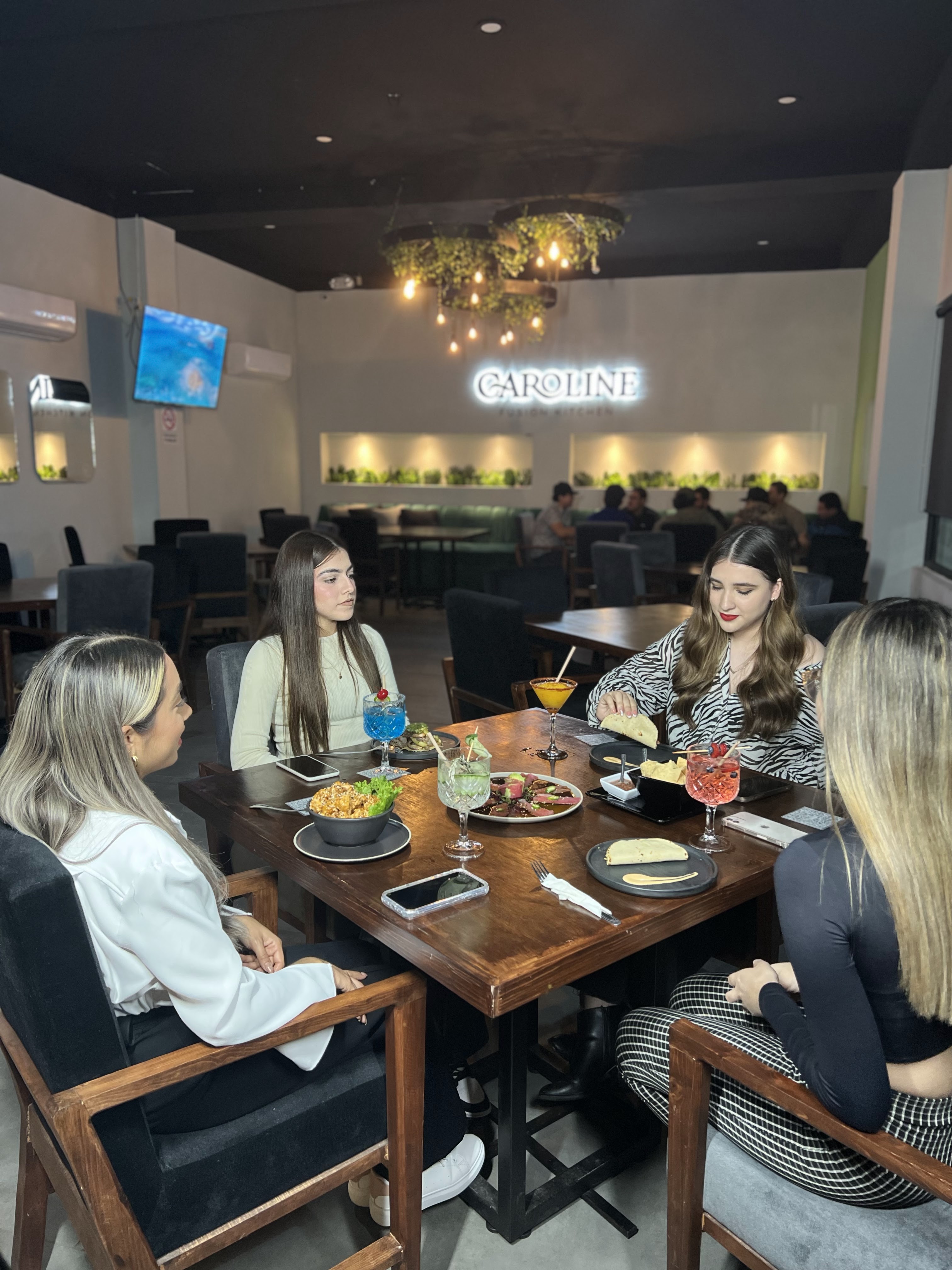 Caroline fusion kitchen image 8