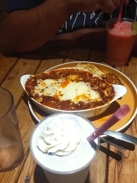 Café El Punto image 5