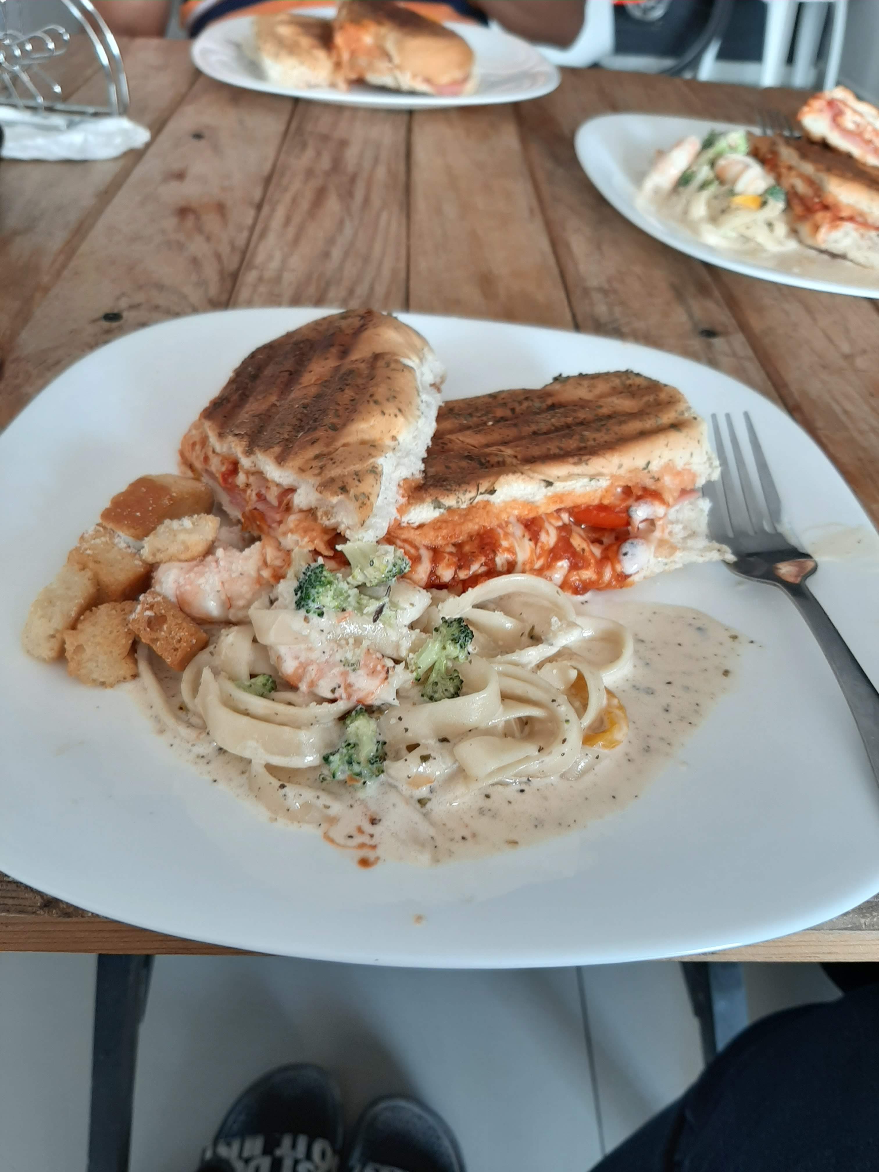 Café El Punto image 7