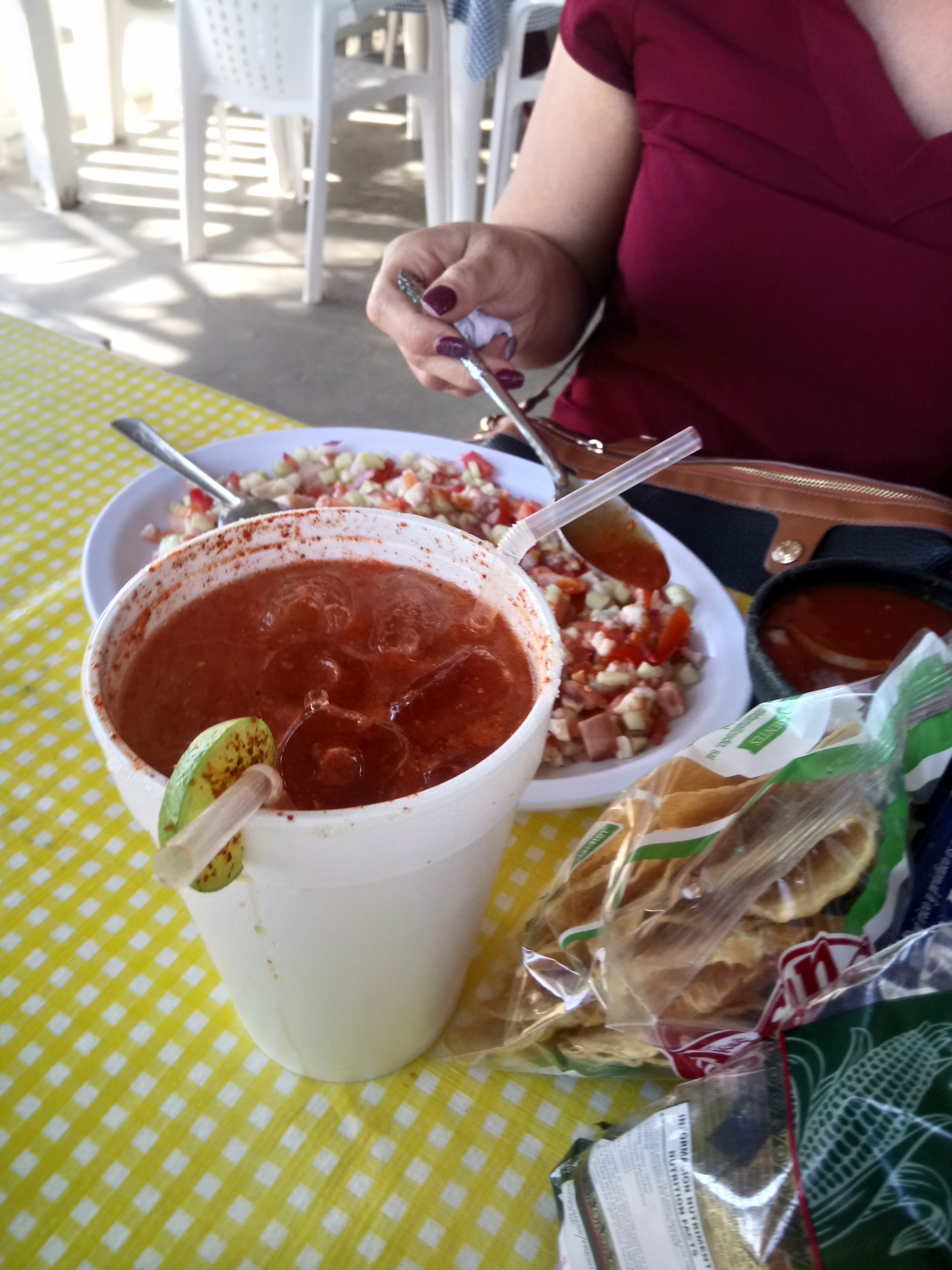 Mariscos “El Chicole” image 6