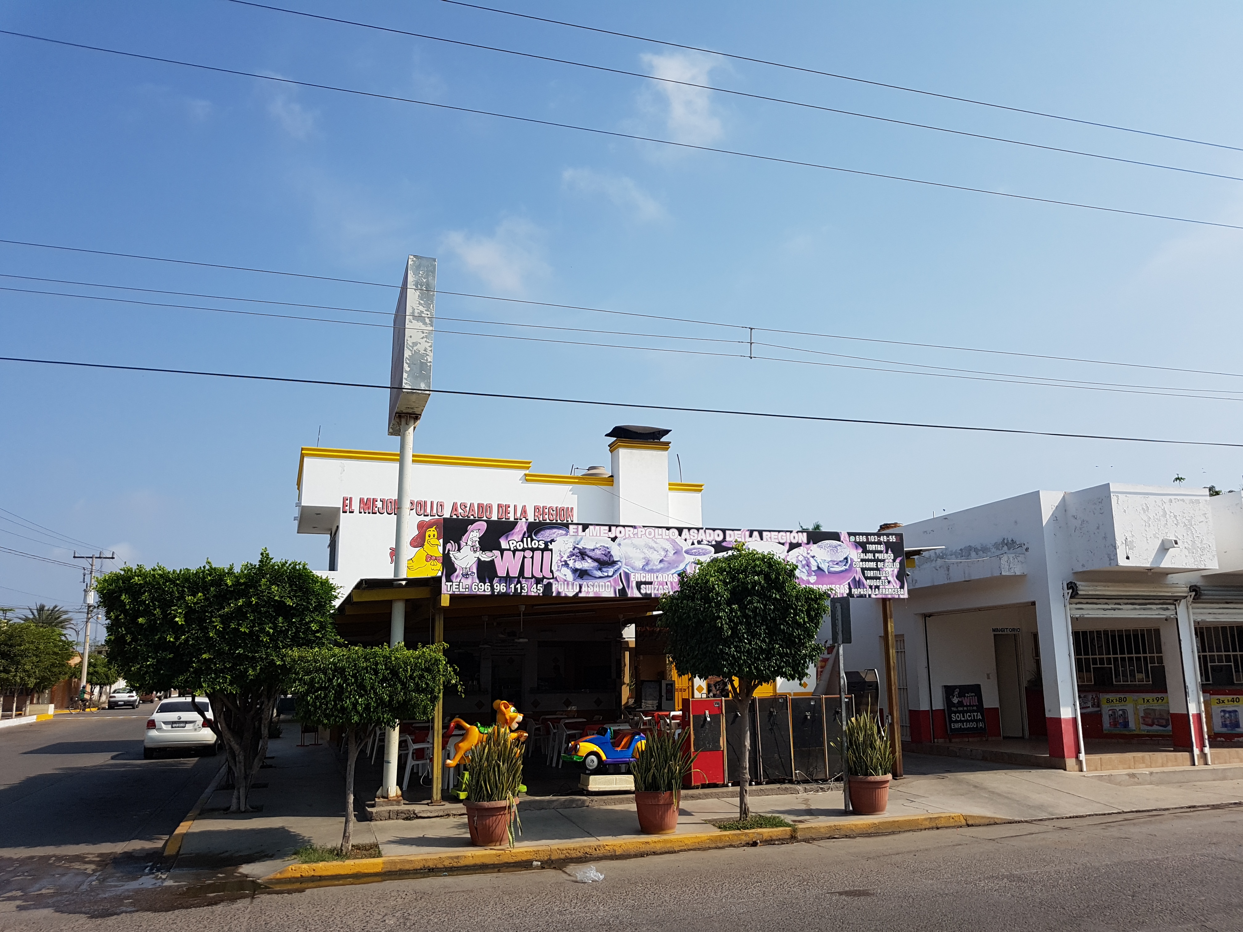 Pollos Will La Cruz image 3