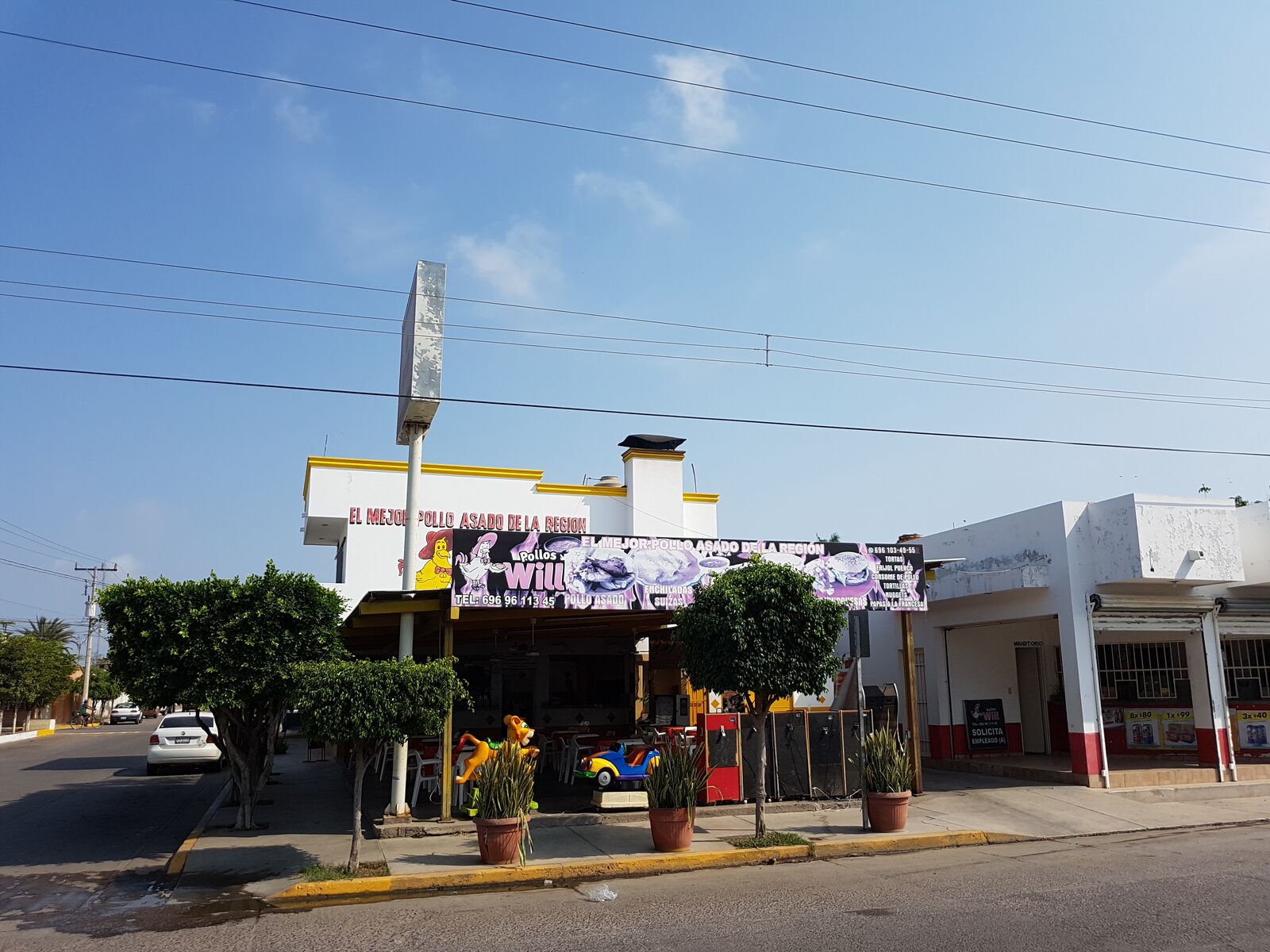 Pollos Will La Cruz image 3