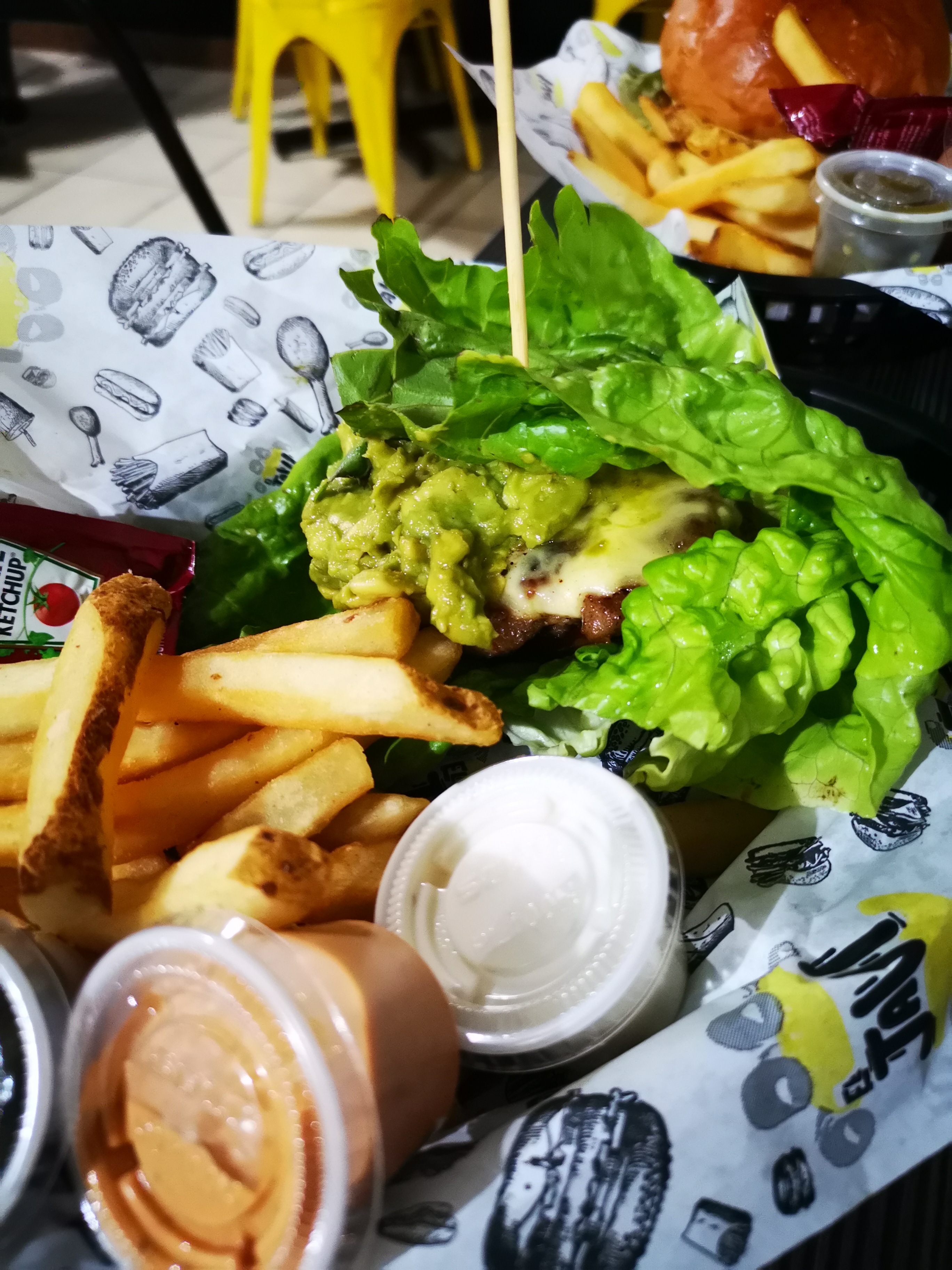 El Javi Hamburguesería image 2