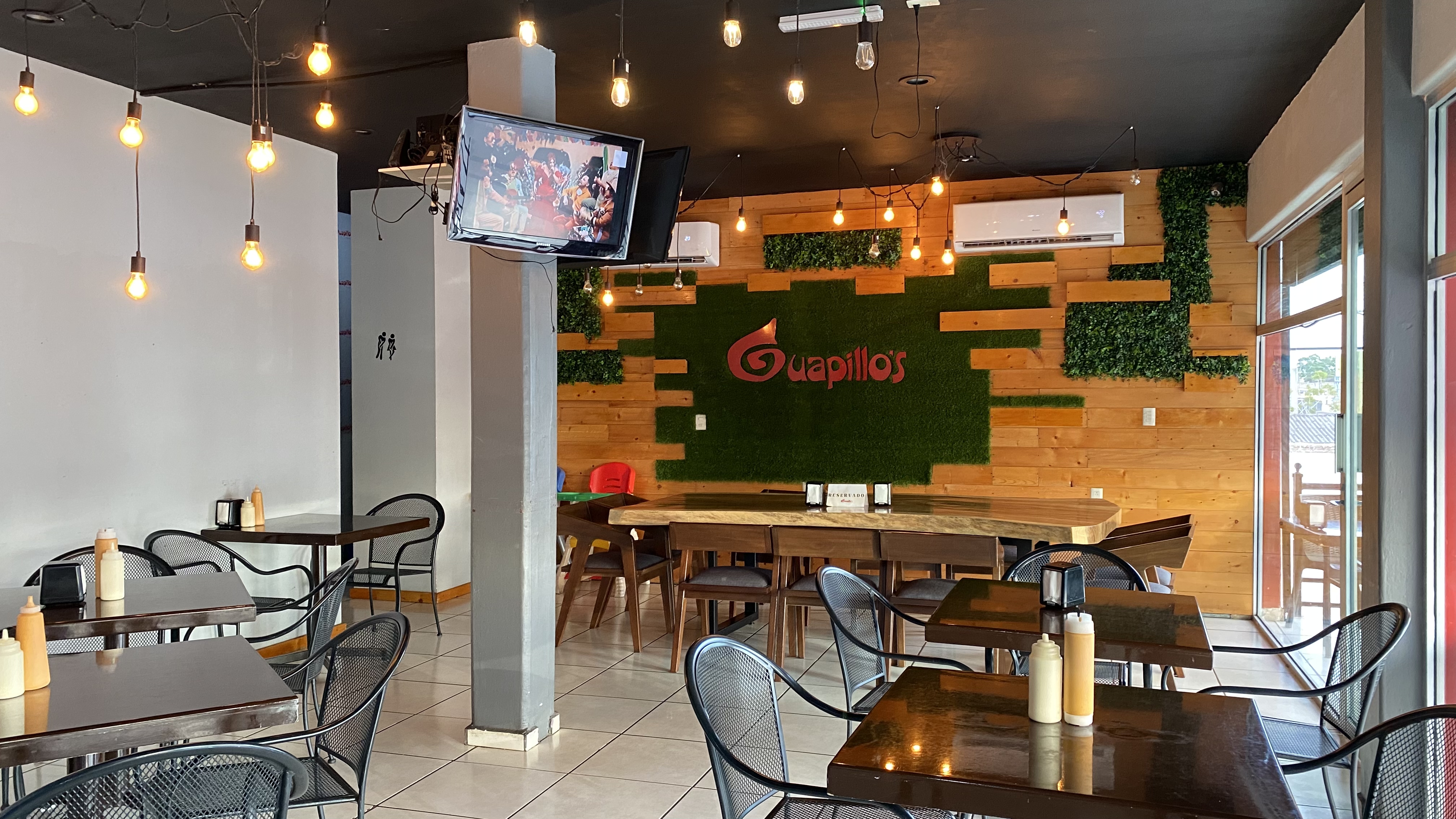 Guapillo’s Sushi image 1