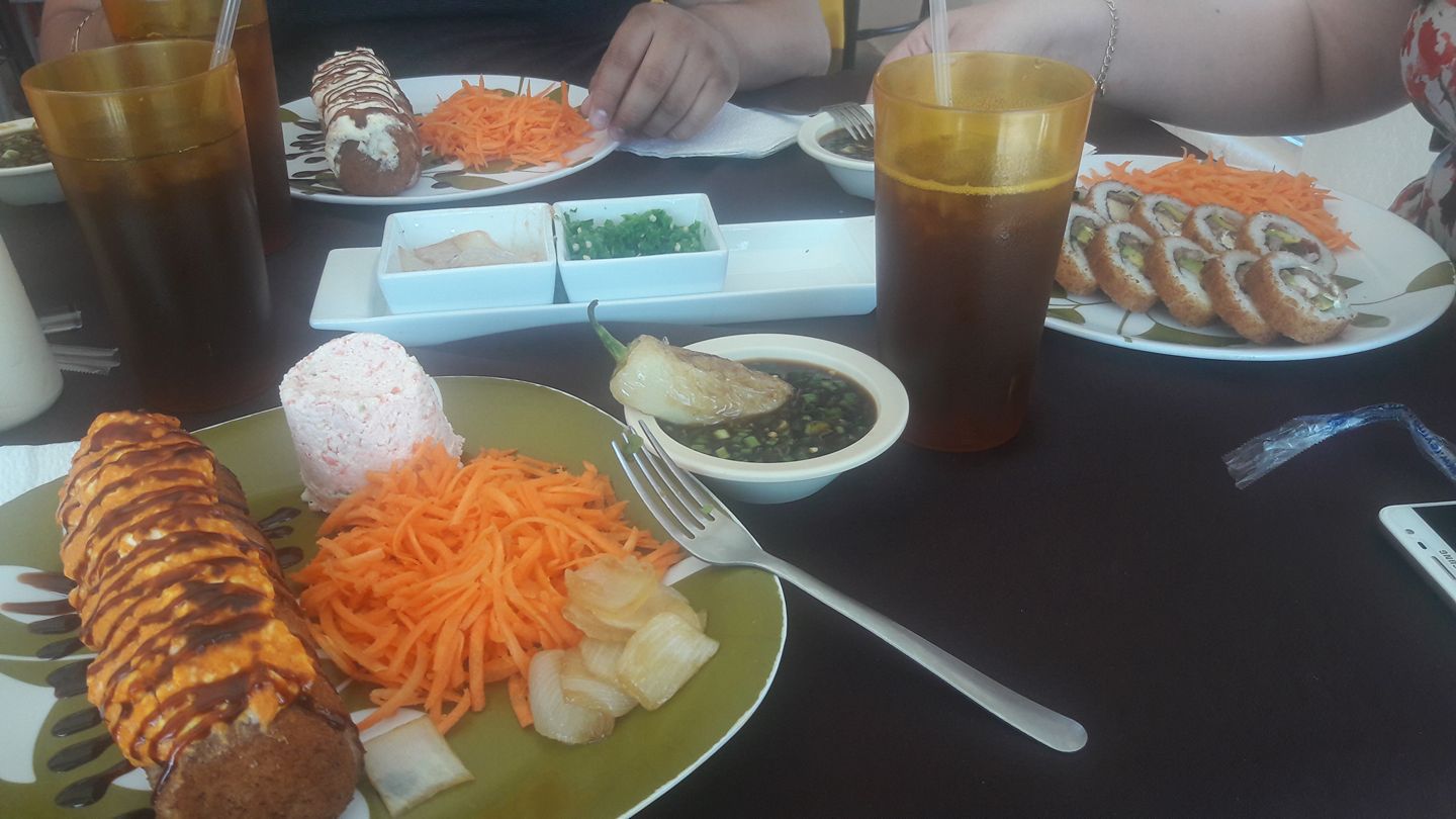 Guapillo’s Sushi image 10