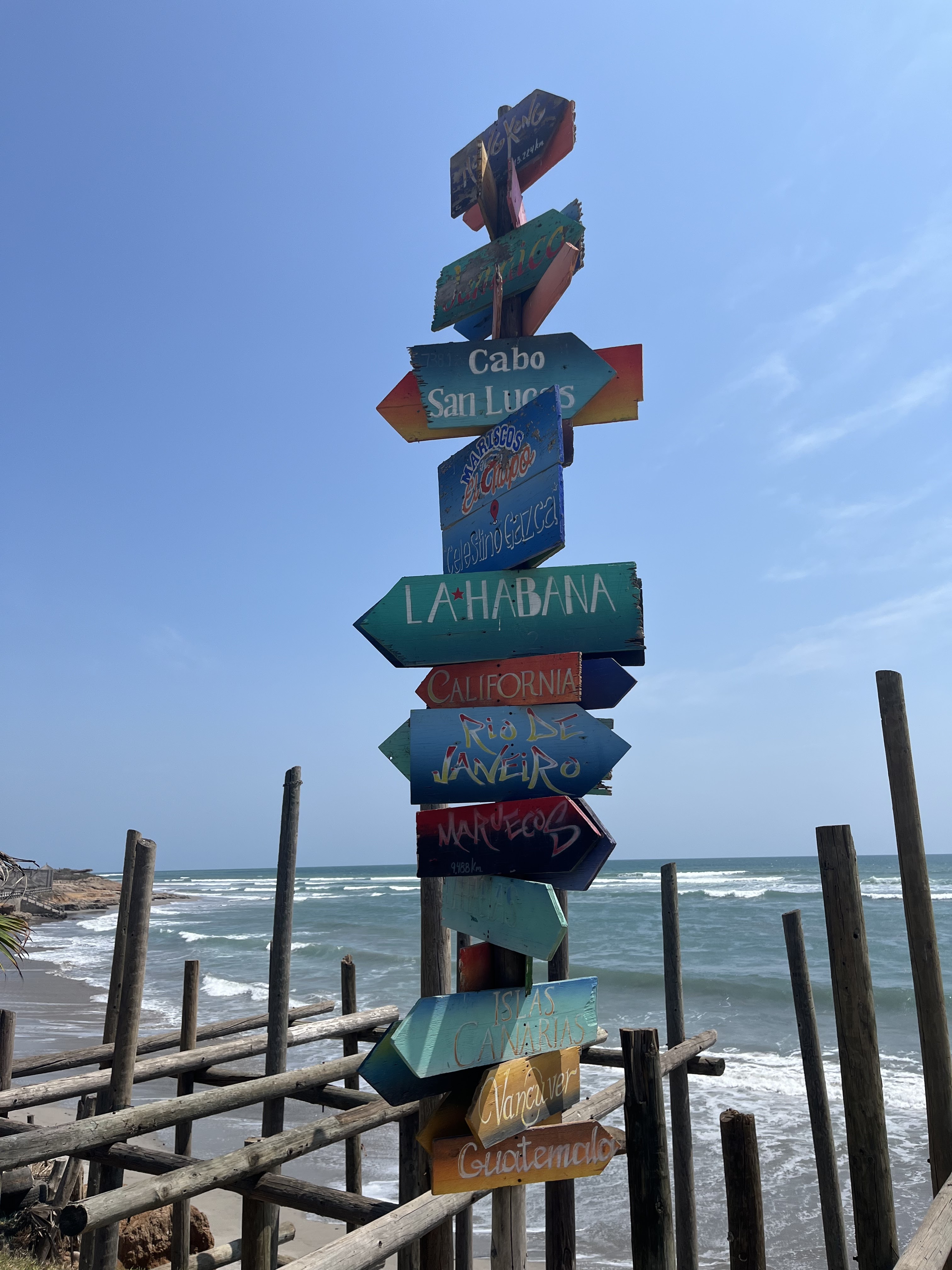 Mariscos el chapo image 3