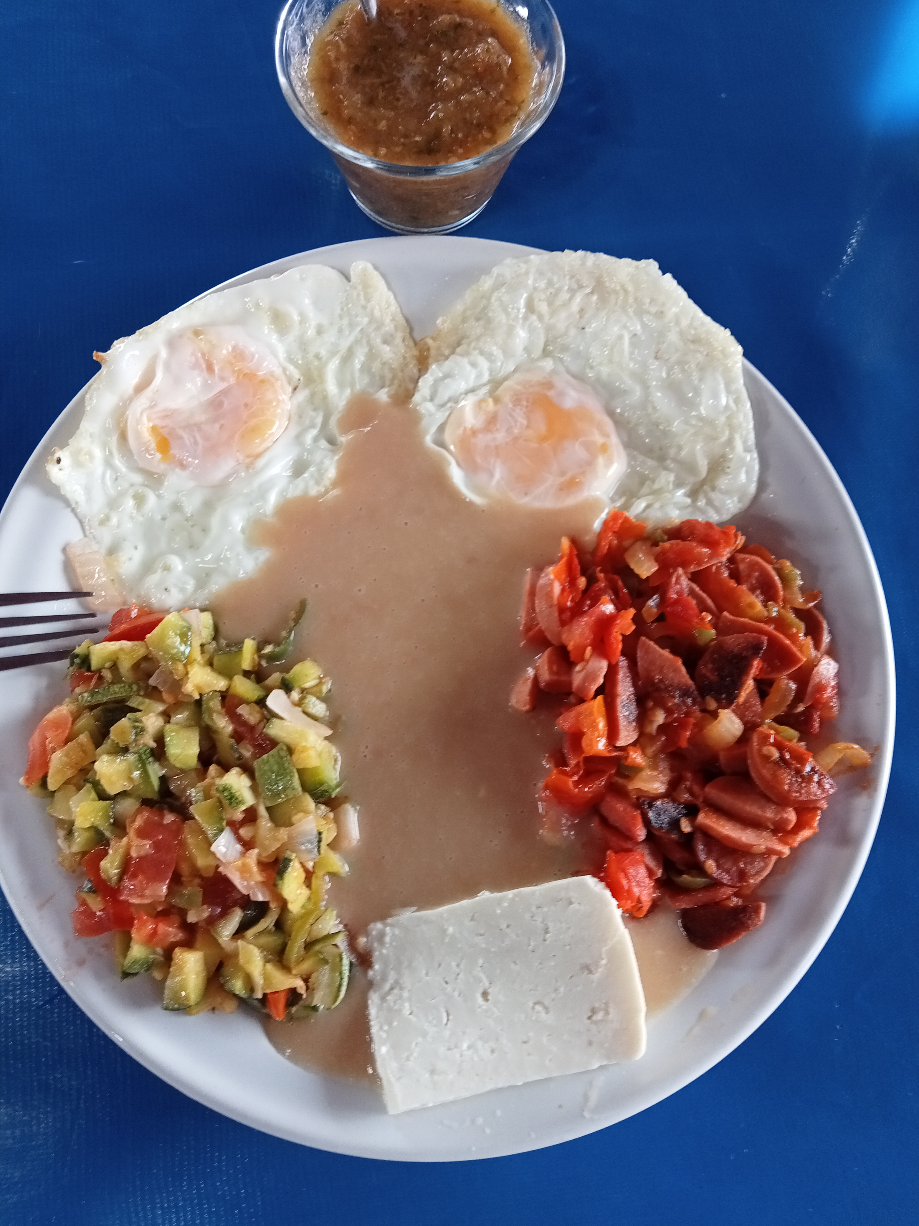 Cocos "El Güero" image 2