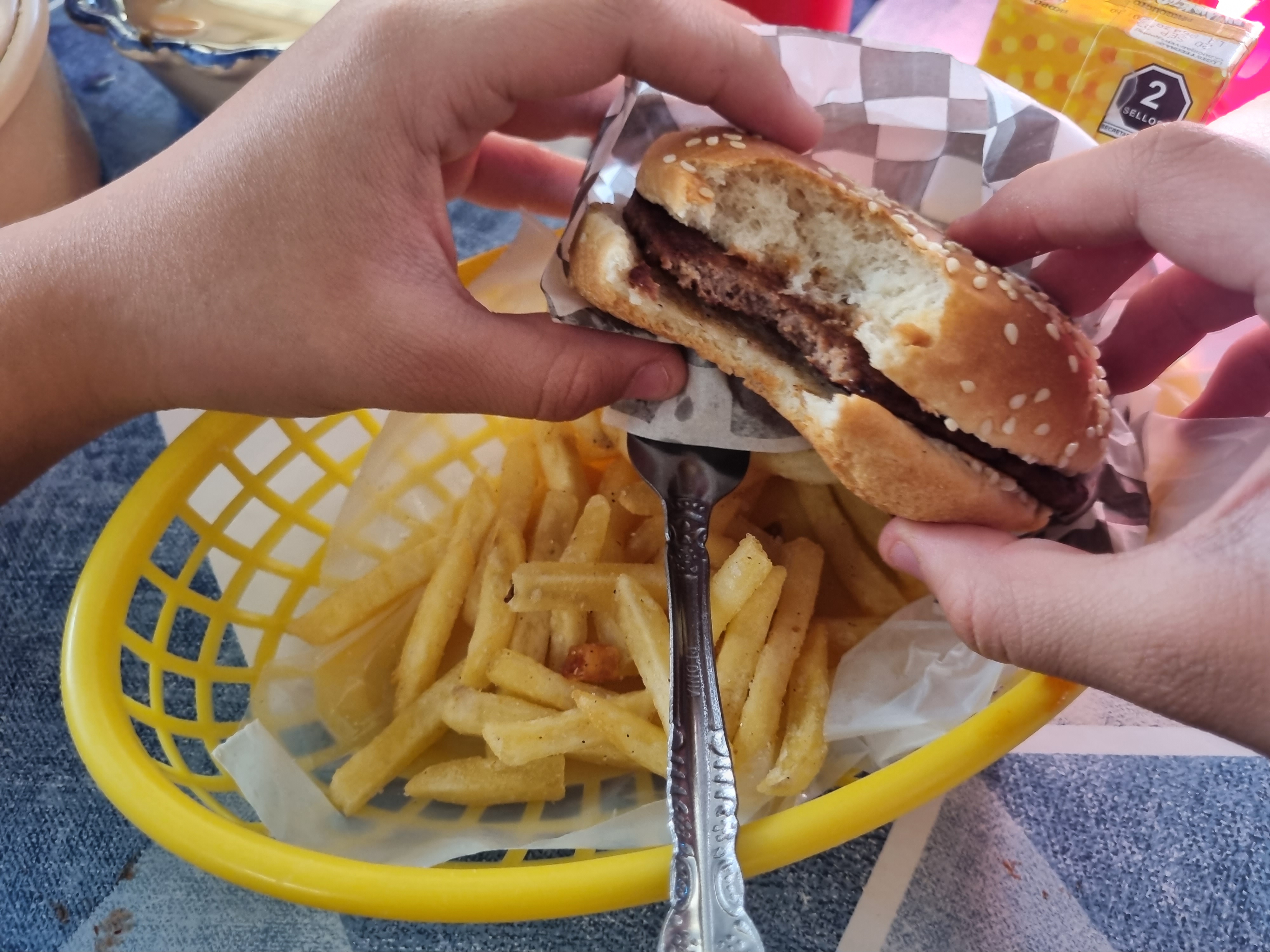 La Gaviota Restaurant image 9