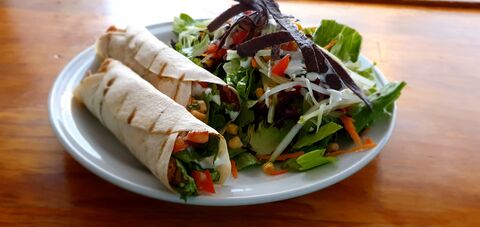 Charlie's Sushi, Salads & Grill image 2