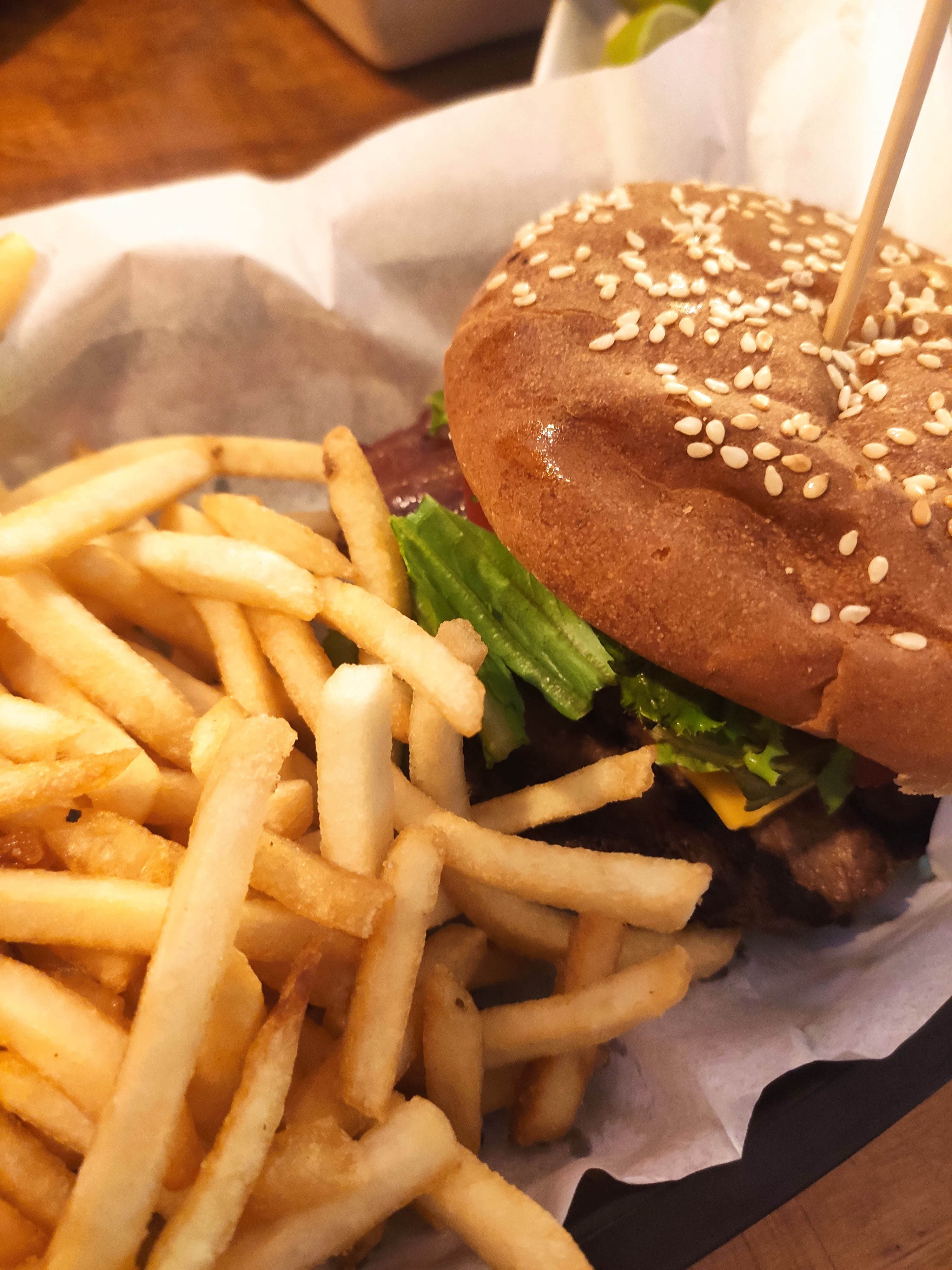 Charlie's Sushi, Salads & Grill image 5