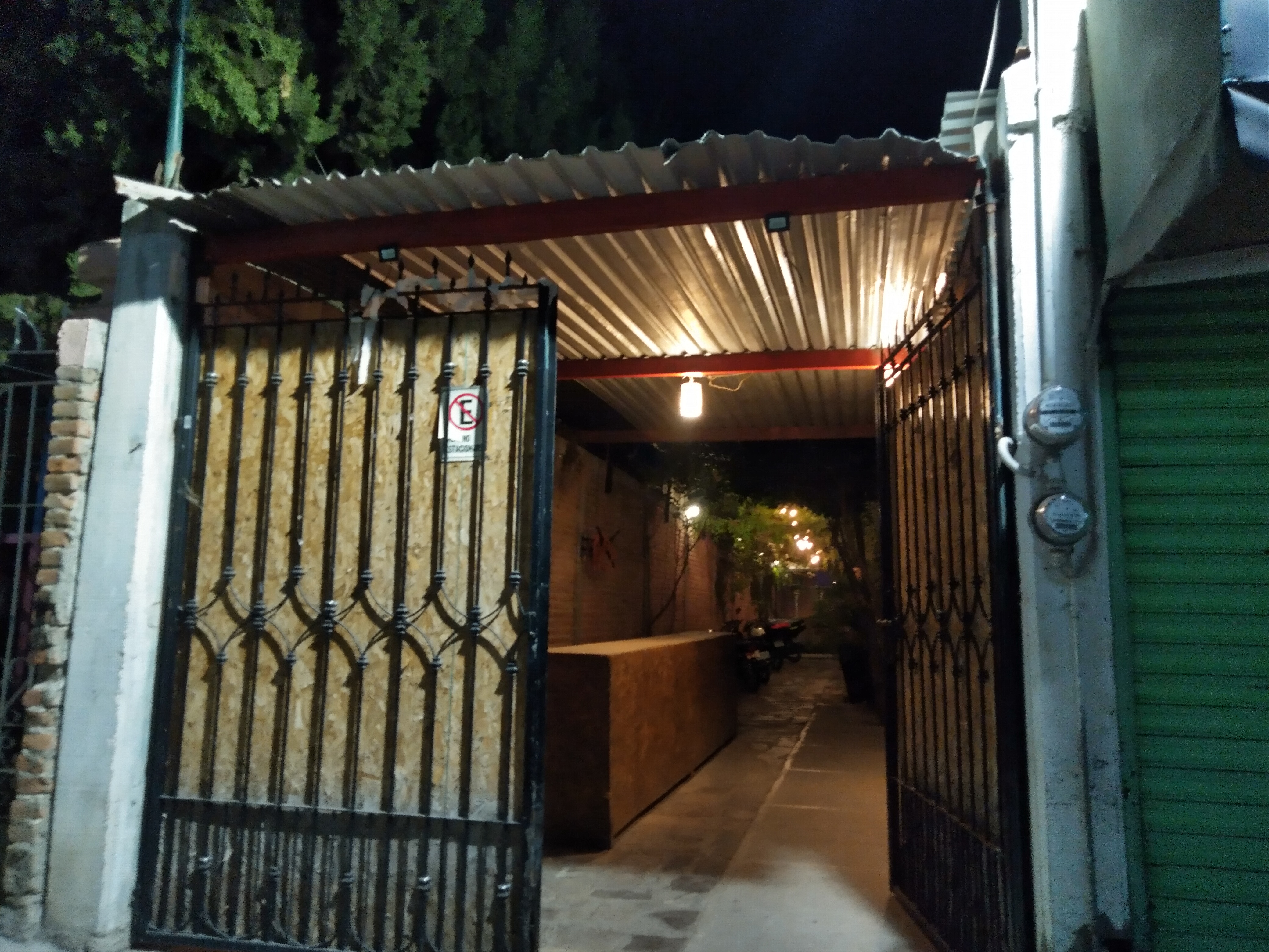 Charlie's Sushi, Salads & Grill image 8