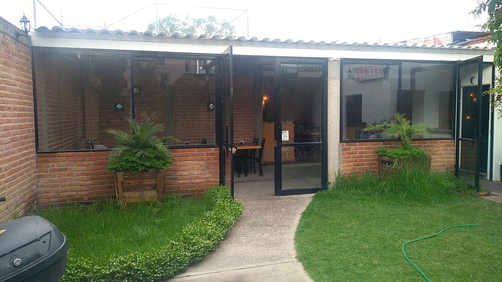 Charlie's Sushi, Salads & Grill image 10