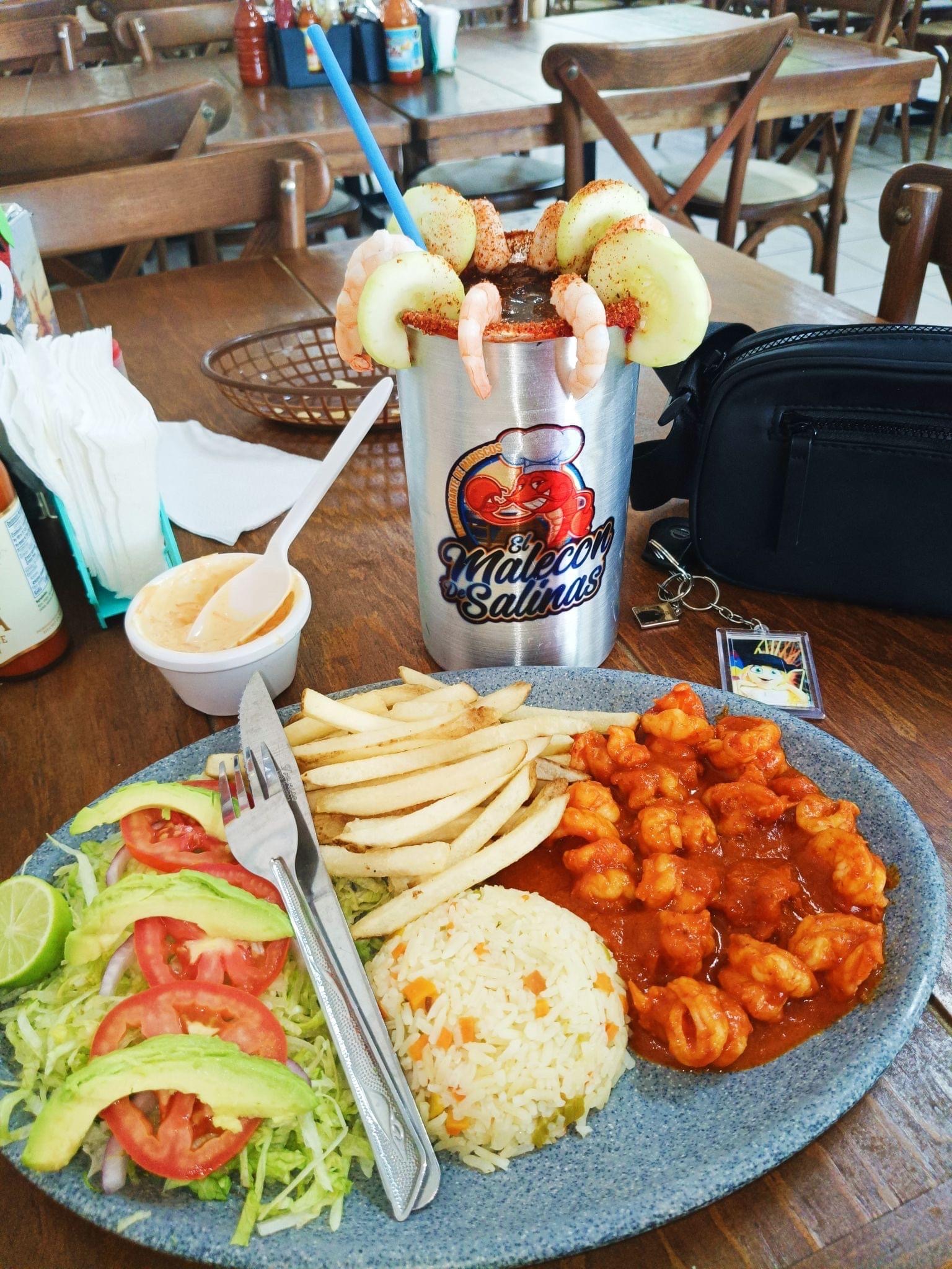 El malecón de salinas image 8