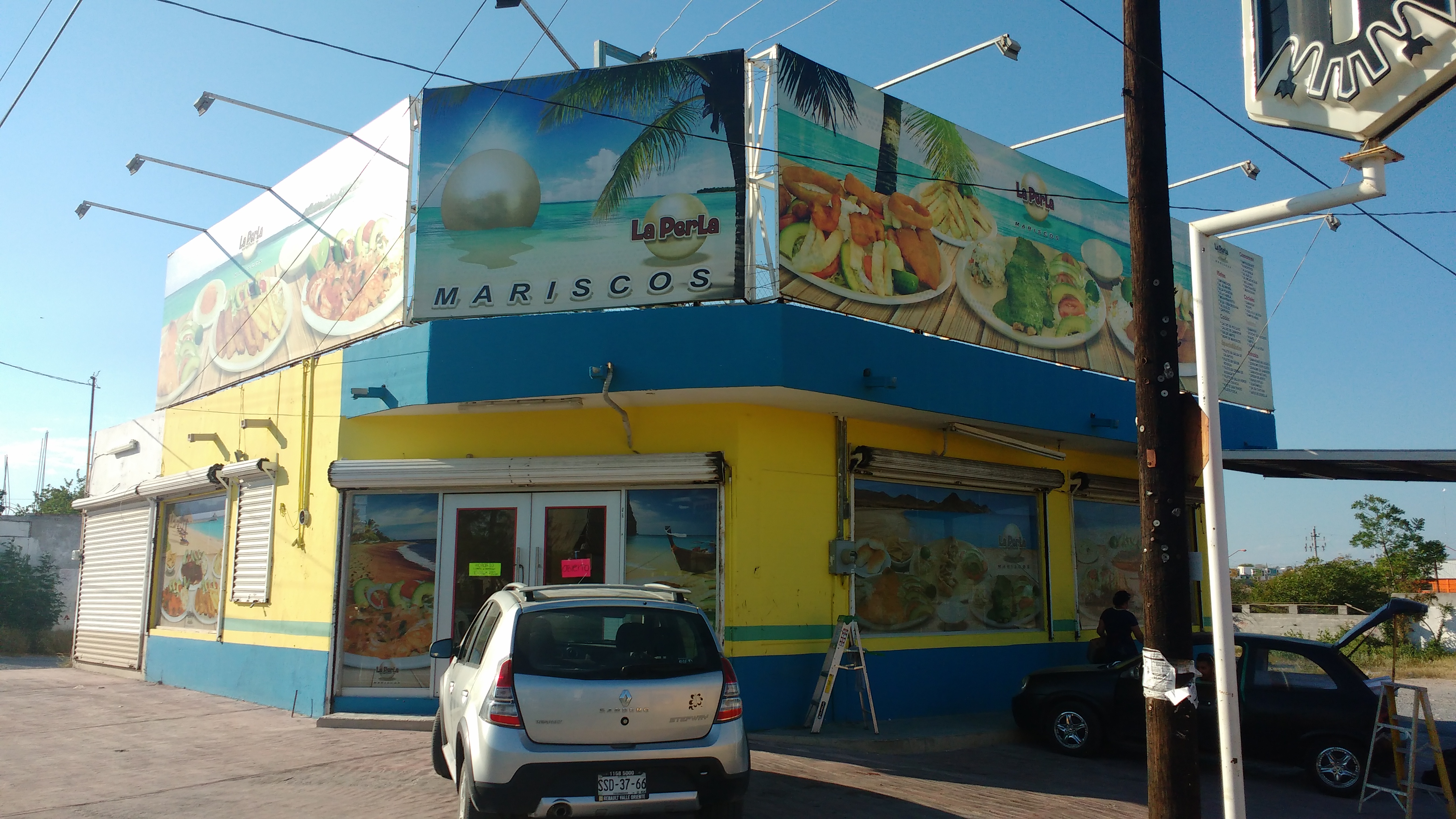 Restaurante De Mariscos La Perla image 1