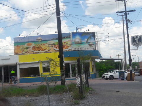 Restaurante De Mariscos La Perla image 5